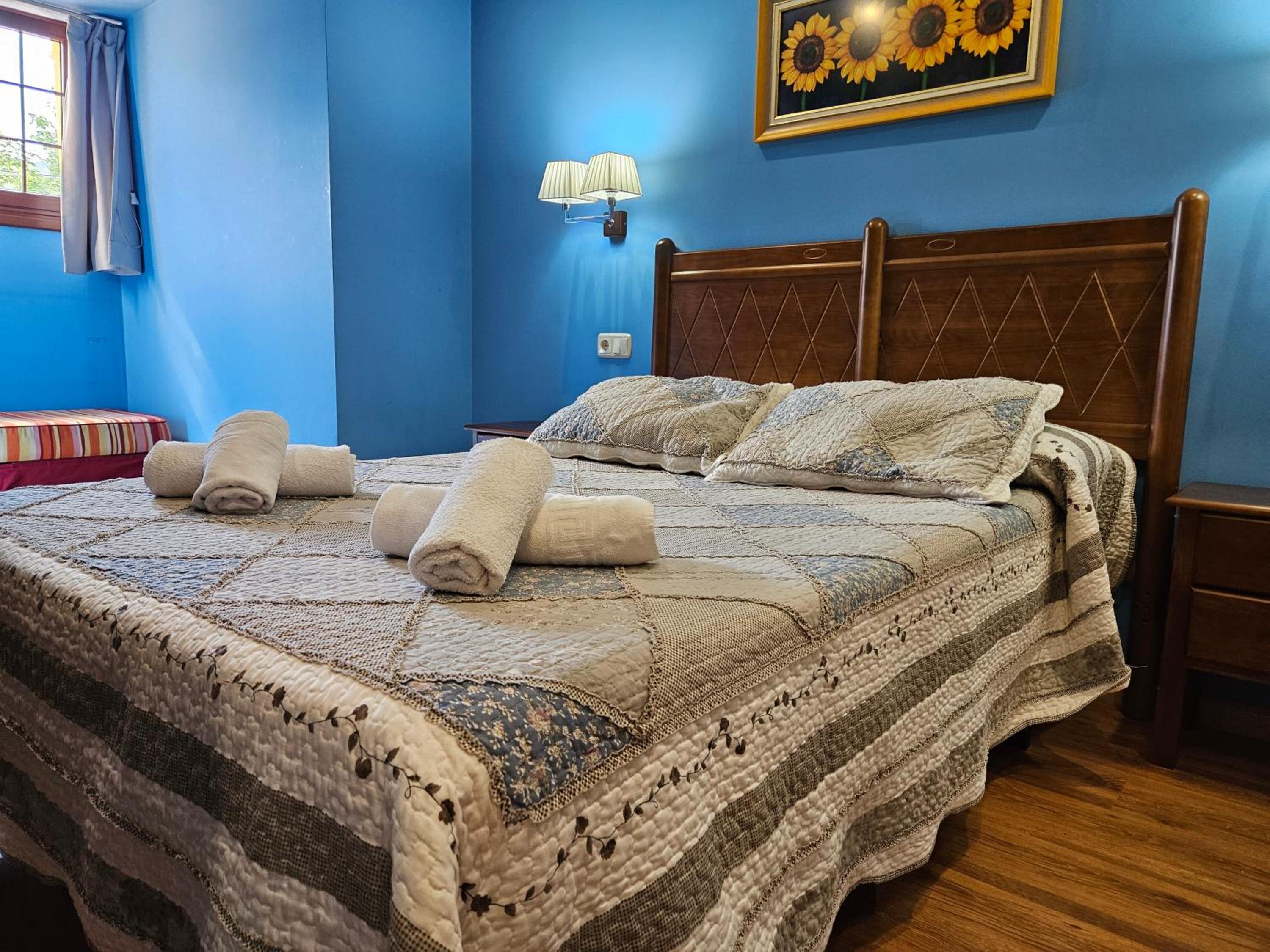 Double Room - Photo 9