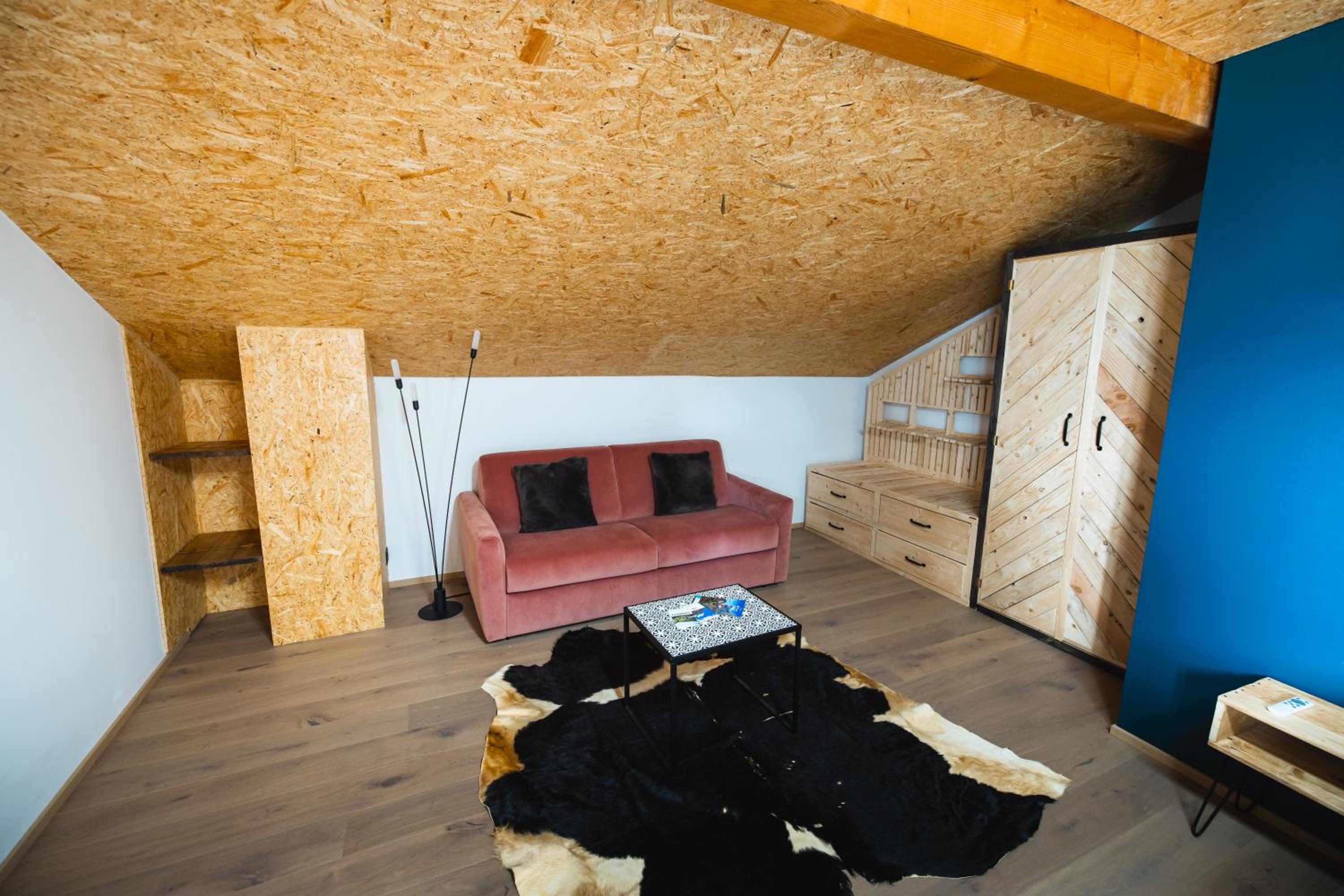Deluxe King Room photo 1