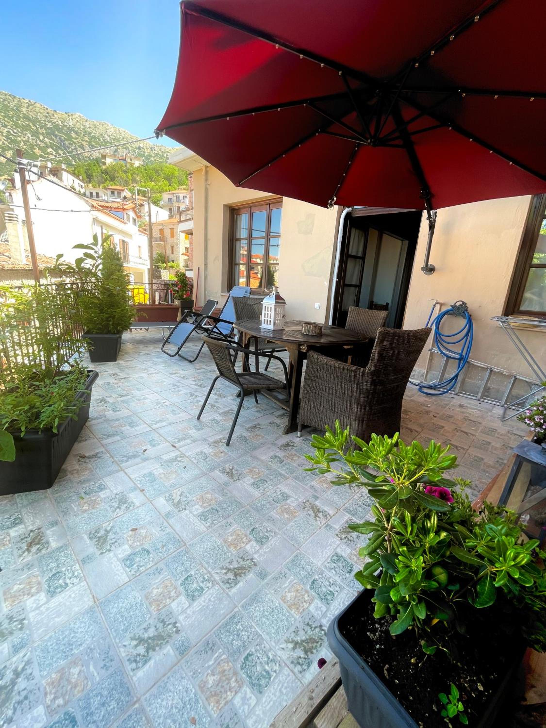 Apartment with Balcony - Photo 19