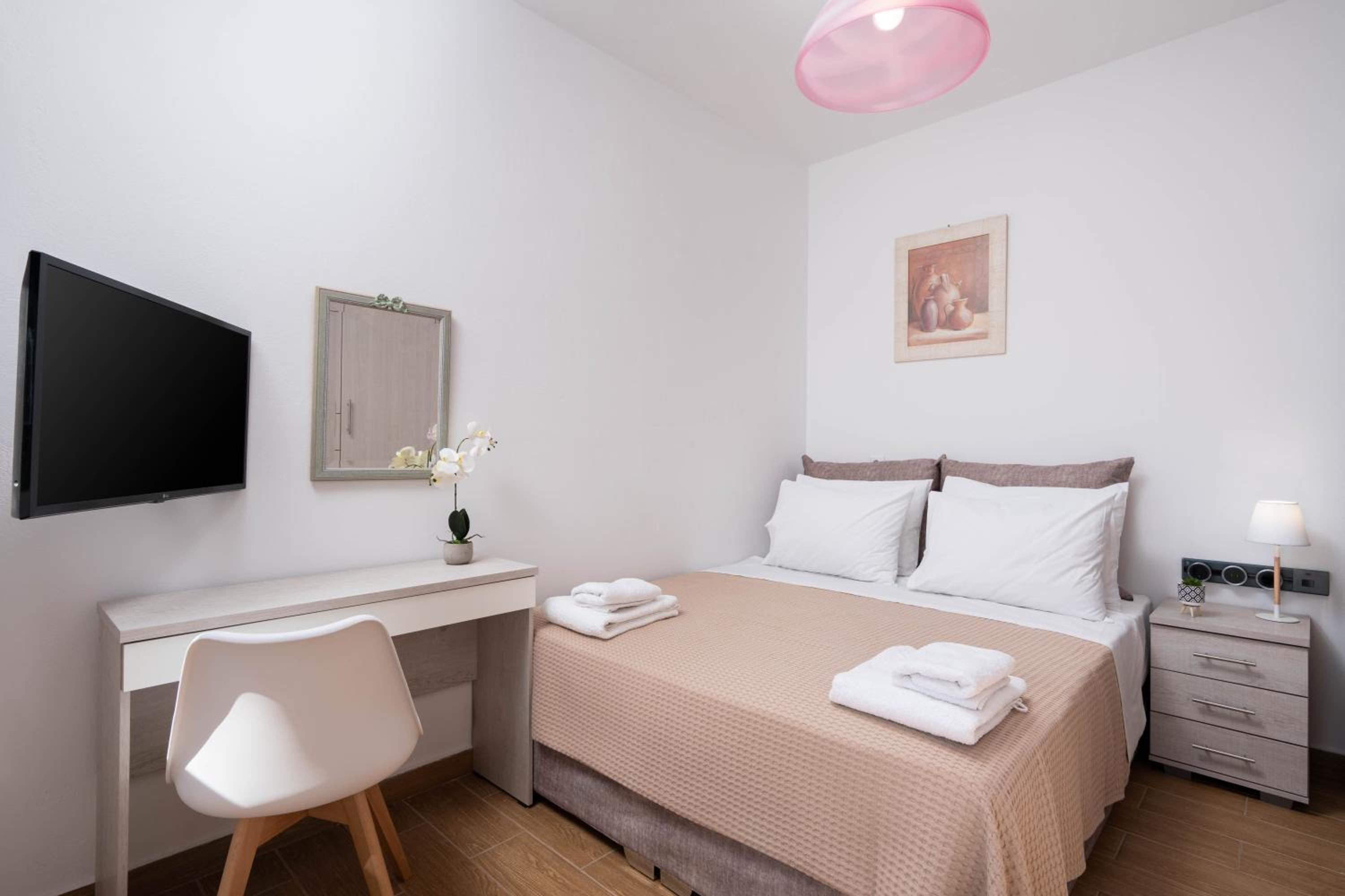 Three-Bedroom Apartment with Sea View photo 1