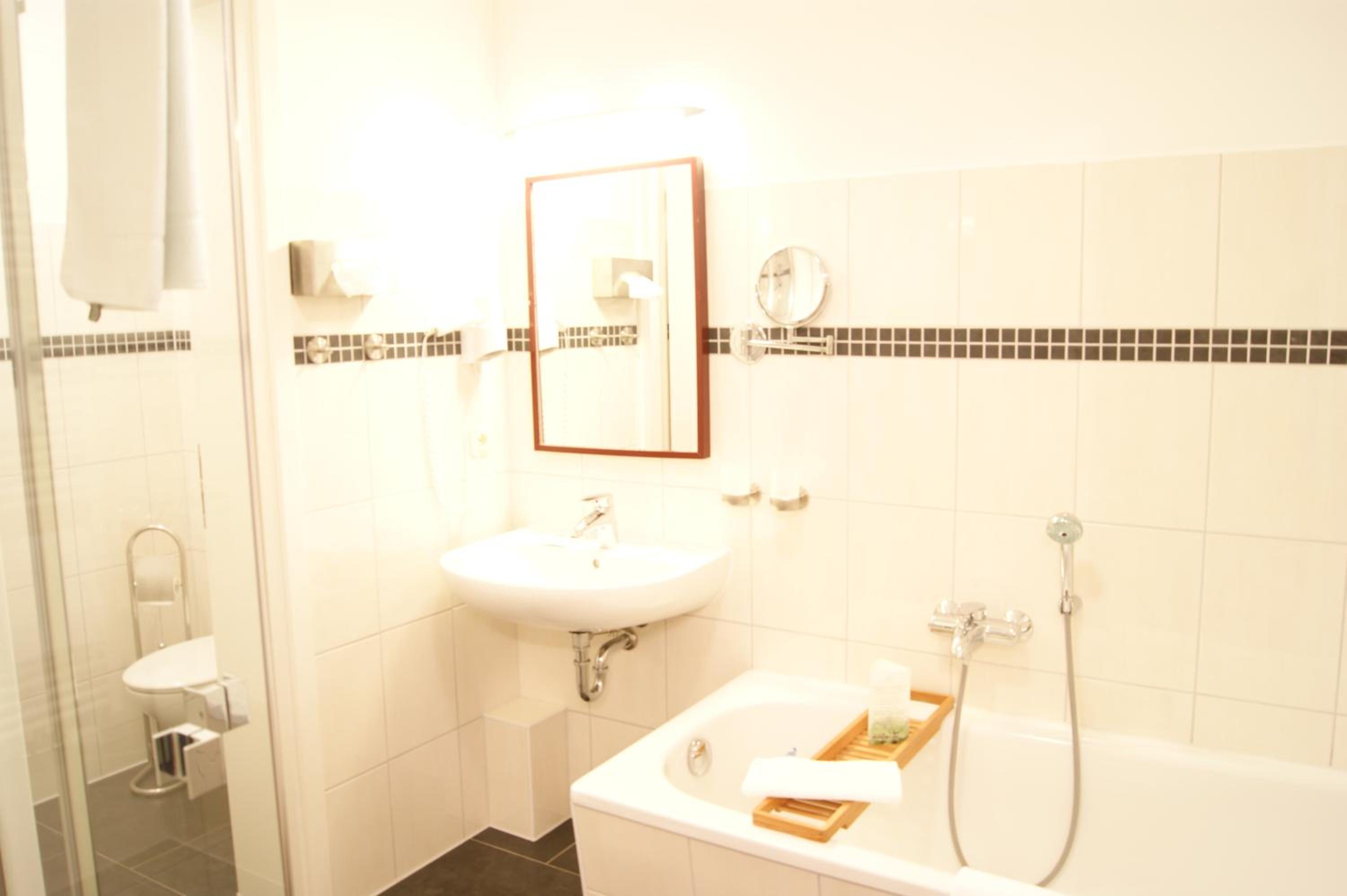 Deluxe Suite photo 3