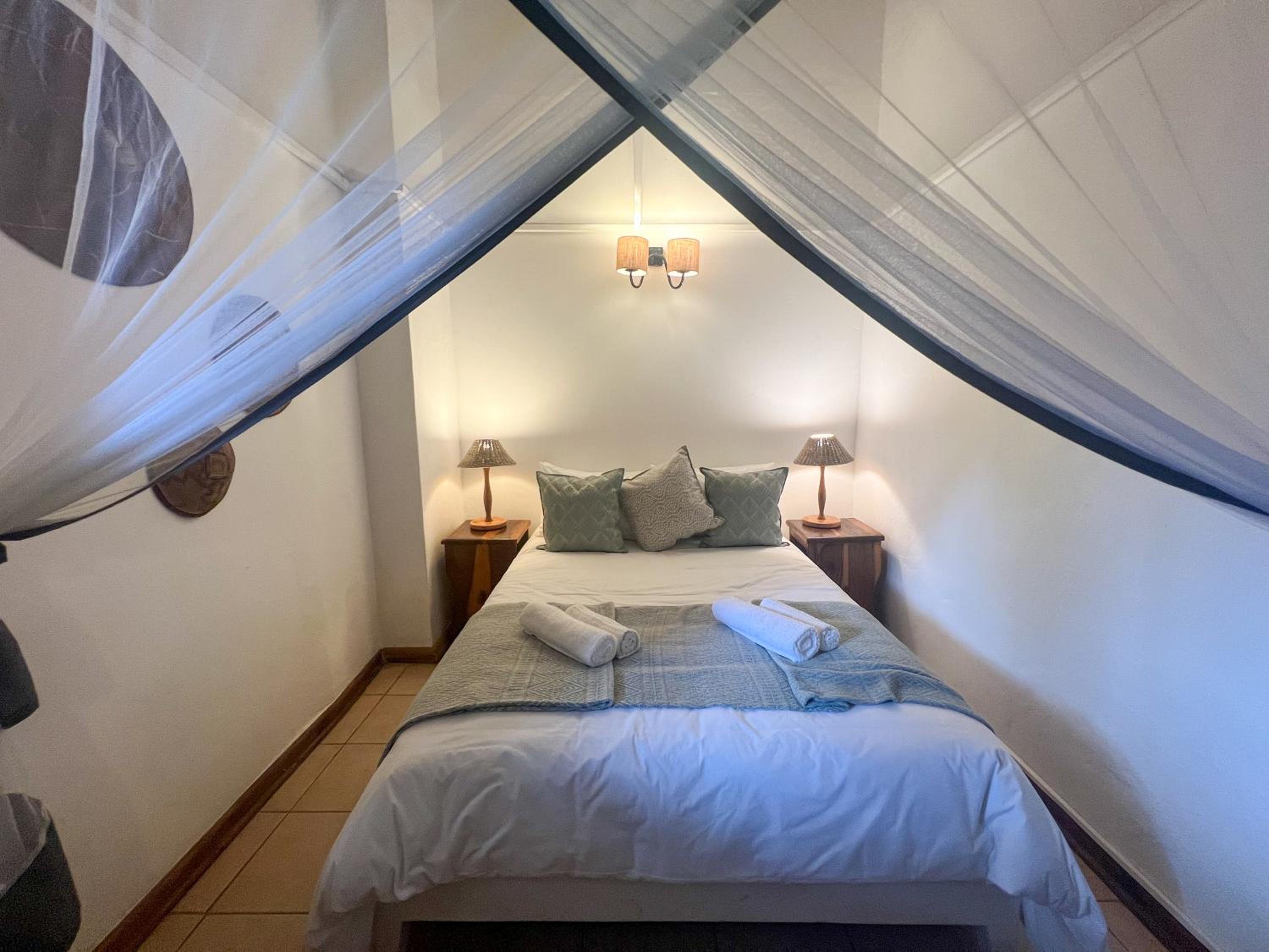 Standard Queen Room - Photo 5