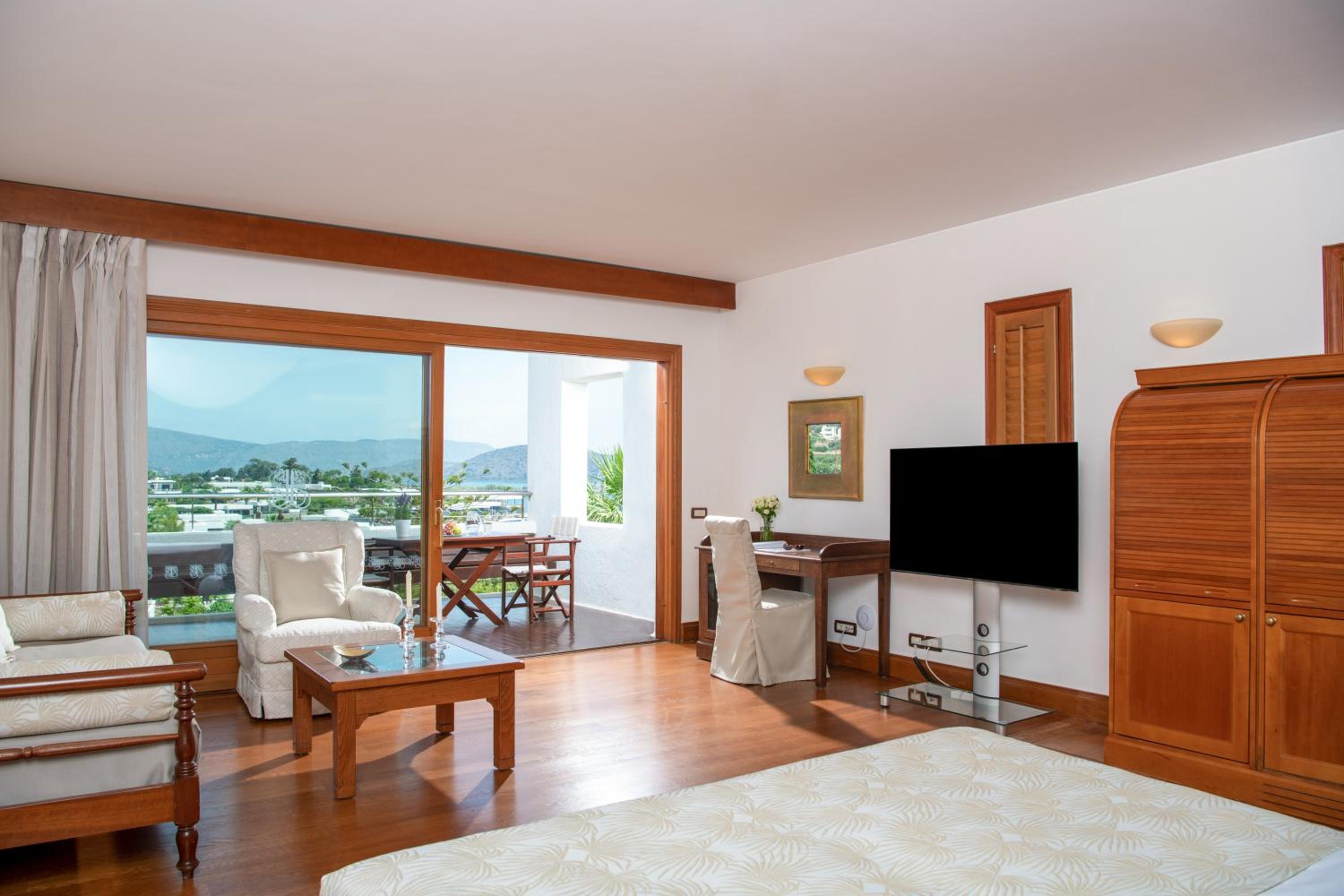 Luxury Hotel / Bungalow Suite Sea View - Photo 5