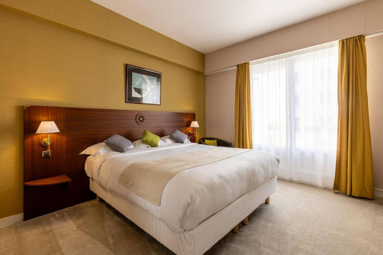 Superior Double Room with Pool view  - Photo 4