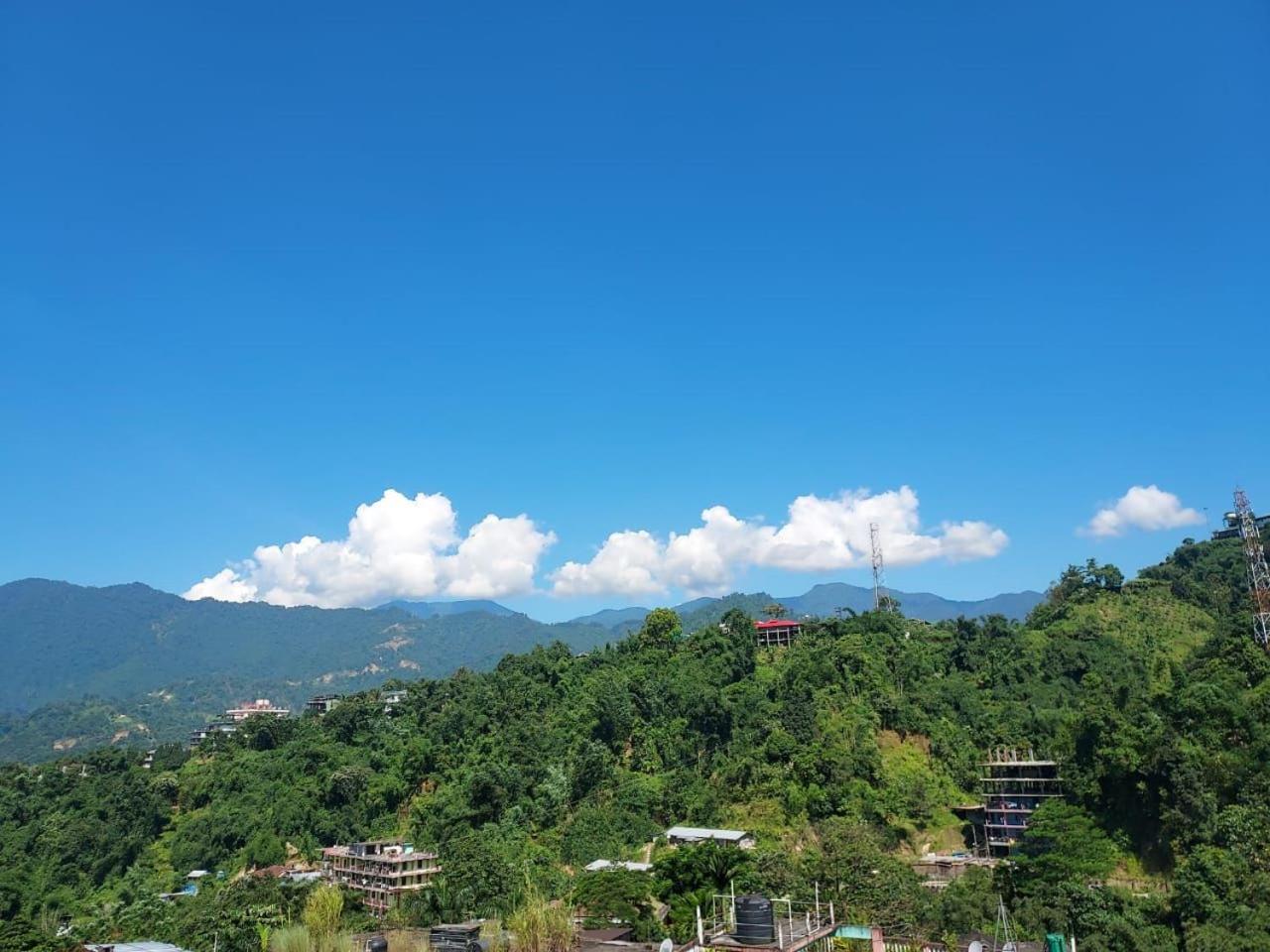 Deluxe Double Room with Balcony photo 3