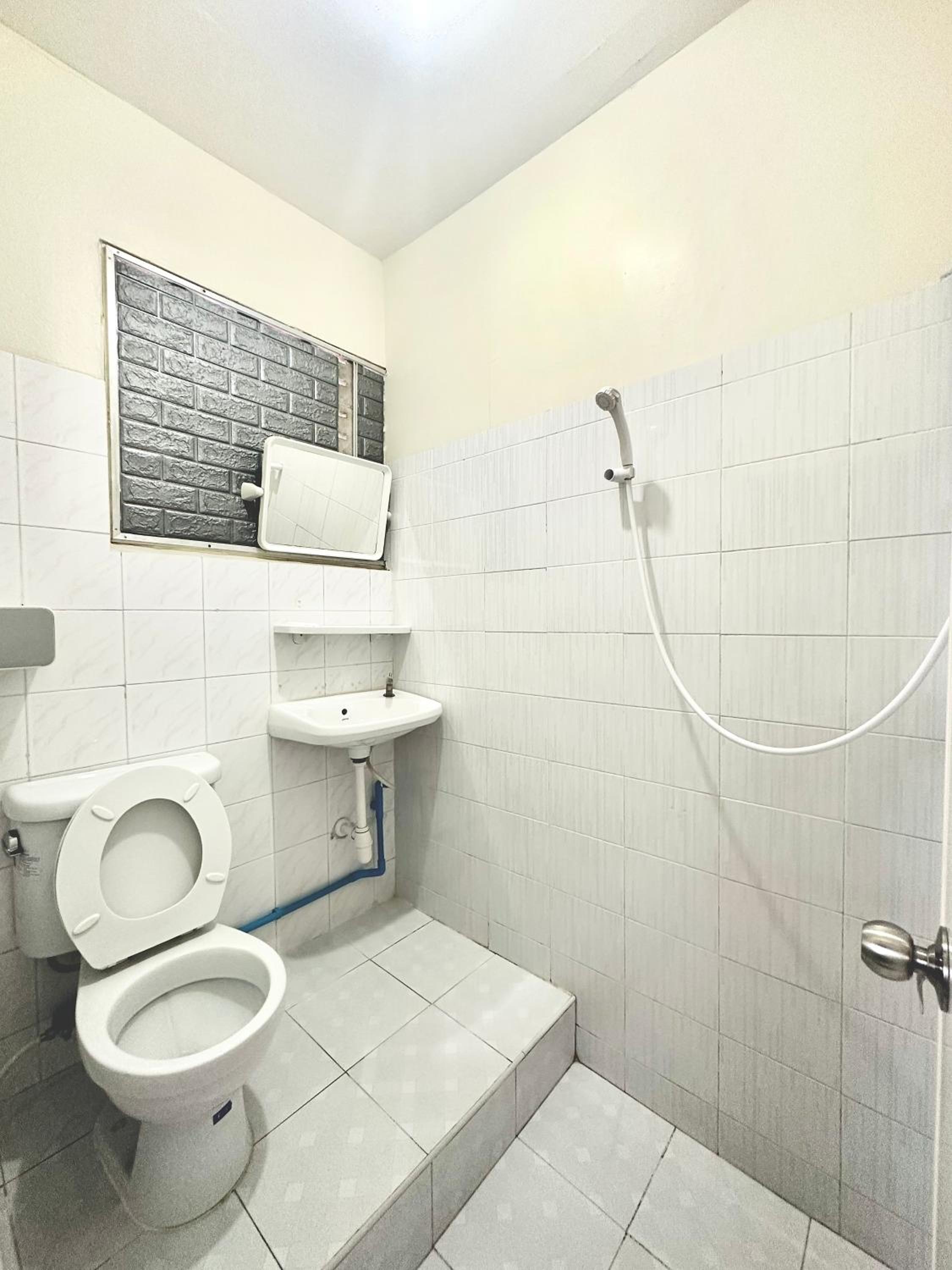 Large Double or Twin Room - Photo 9