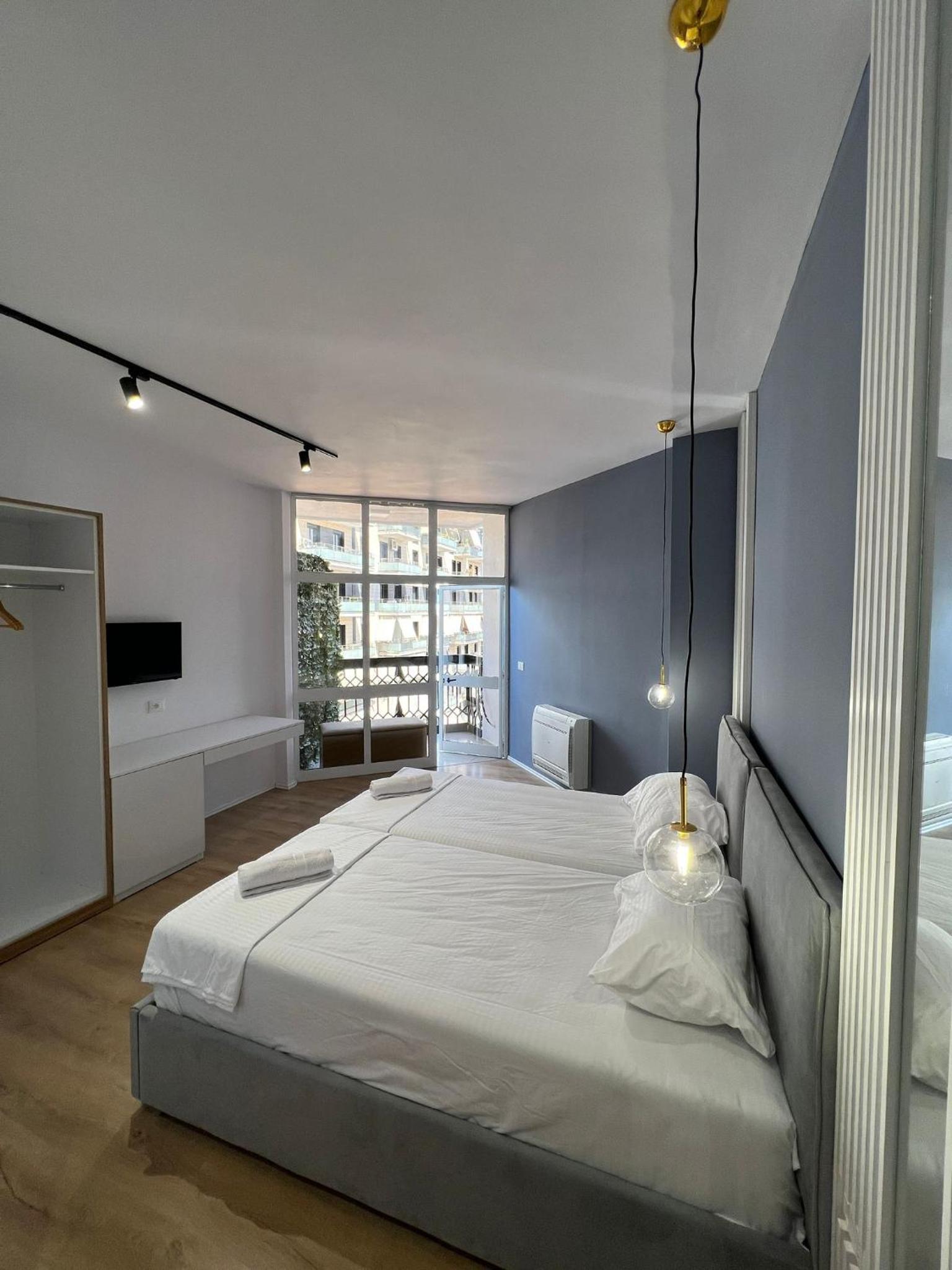 Double Room with Balcony photo 3