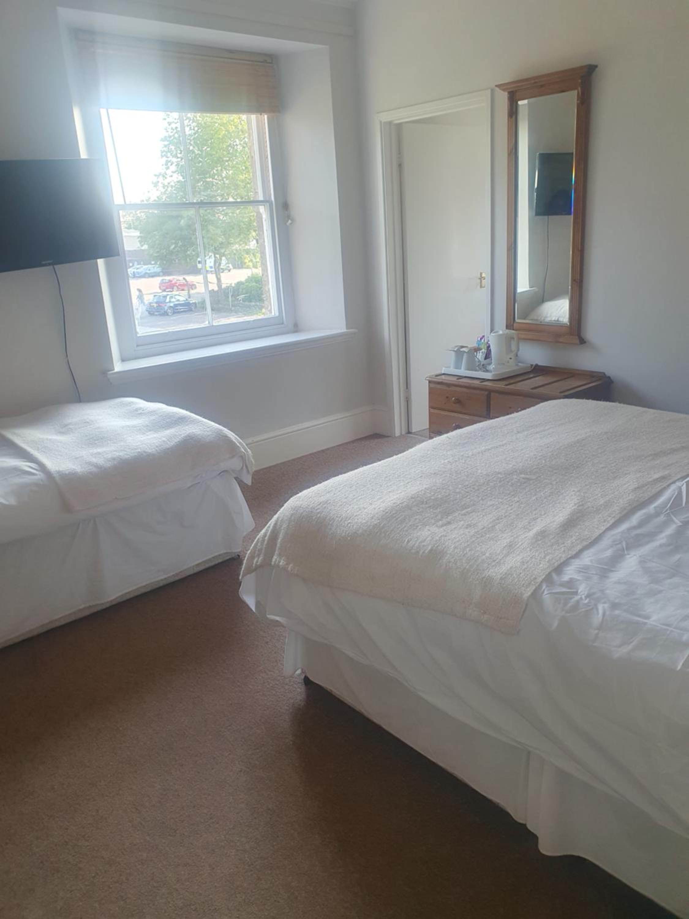 Deluxe Double Or Twin Room photo 1
