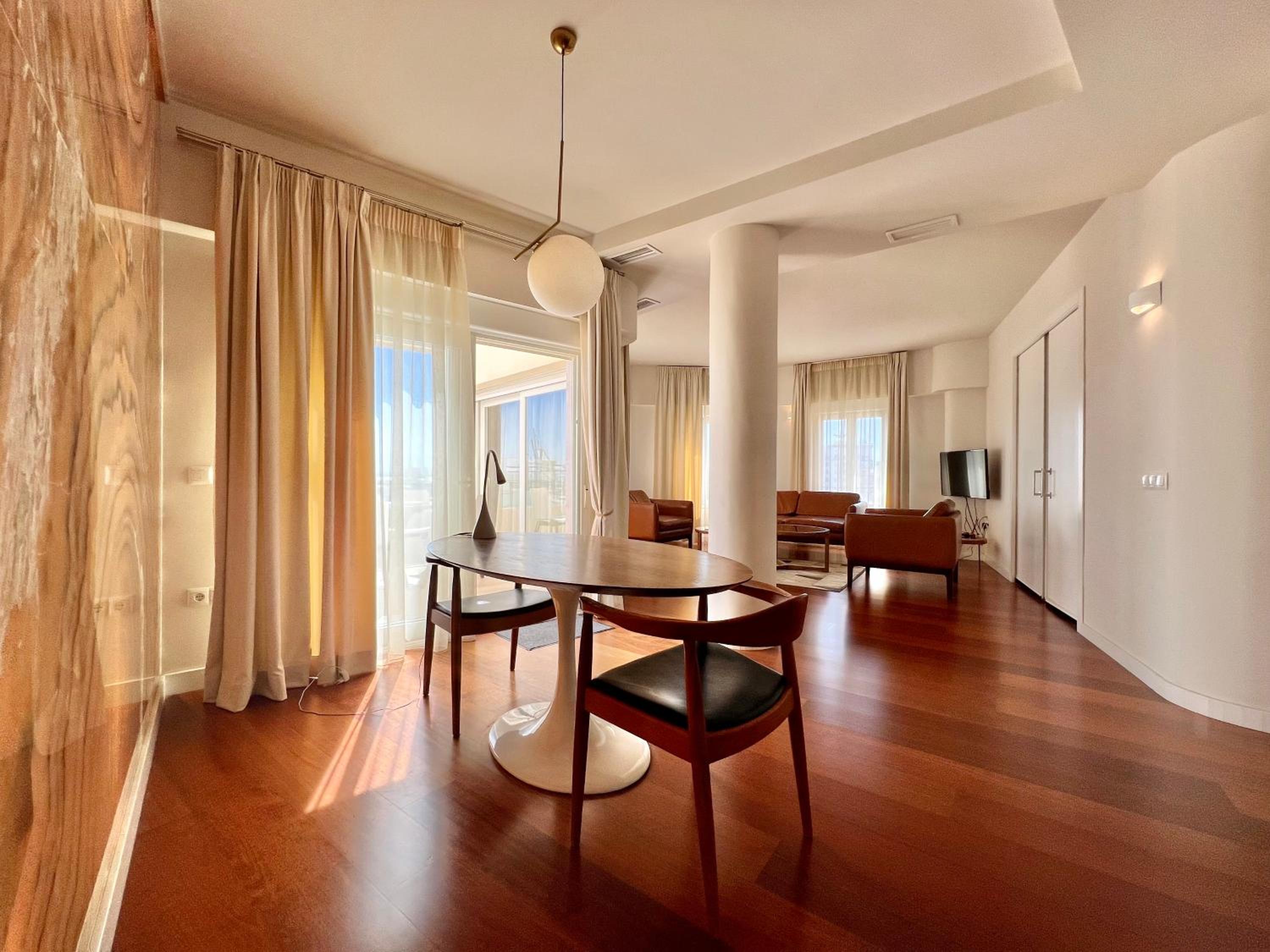 Penthouse de lujo con vista al mar - 2 habitaciones