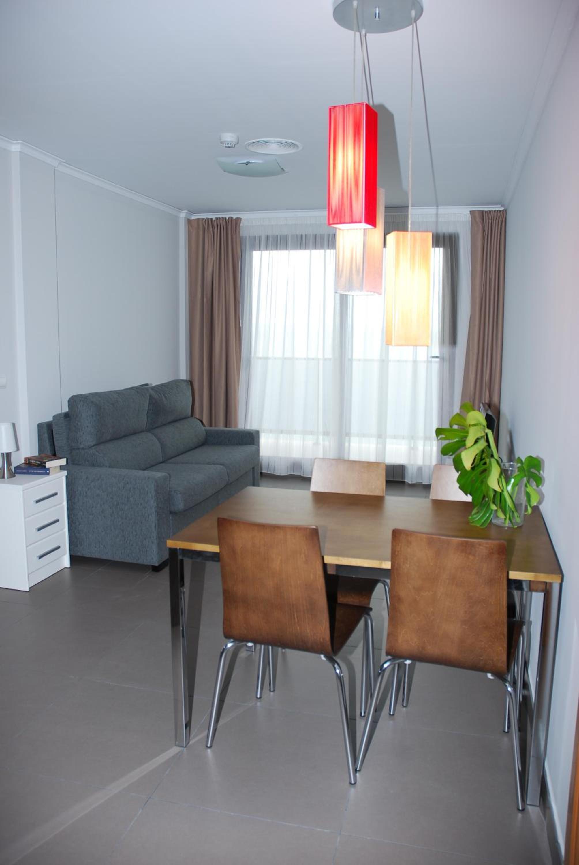 Apartamento con vista al mar (2-4 adultos)