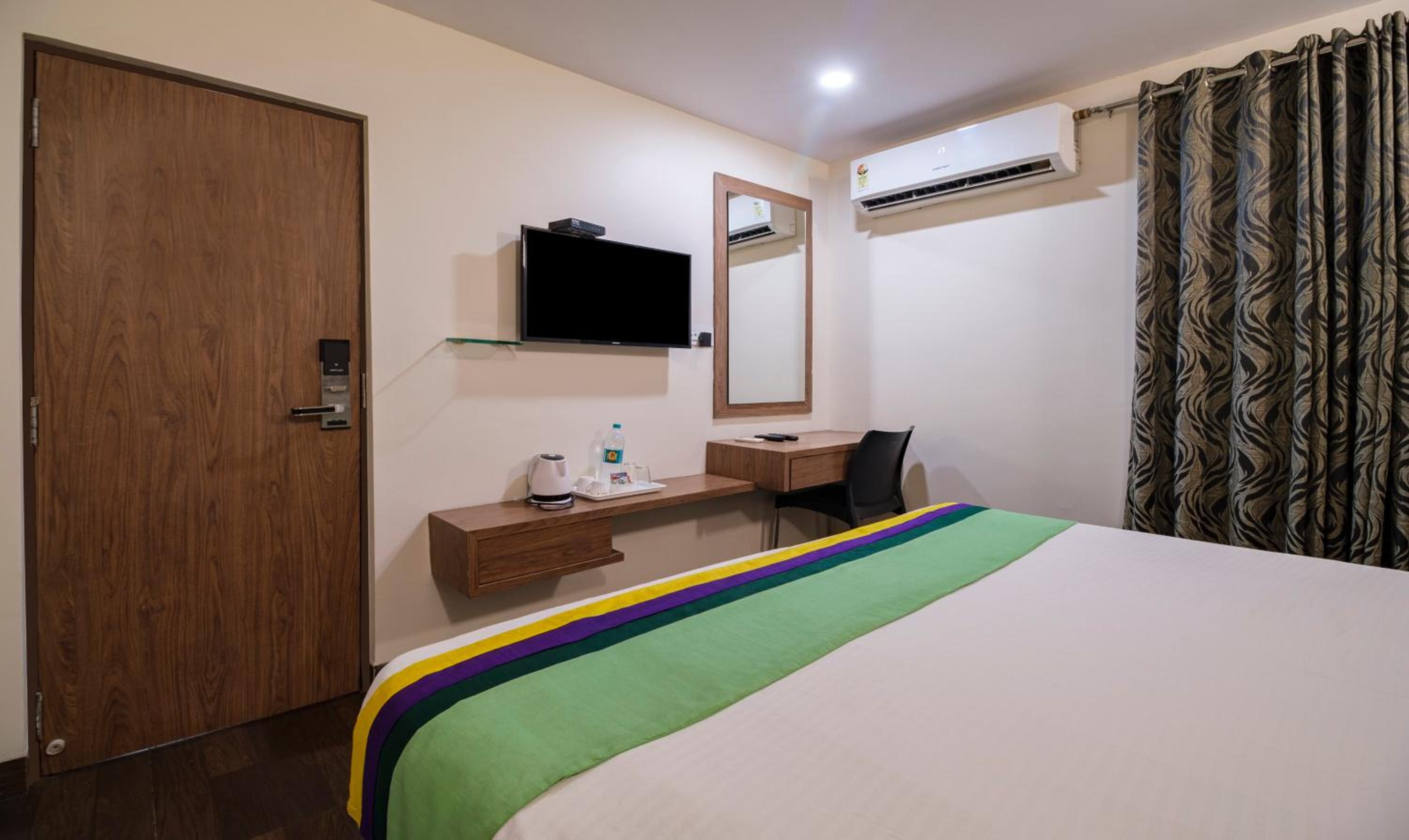 Single Room photo 2