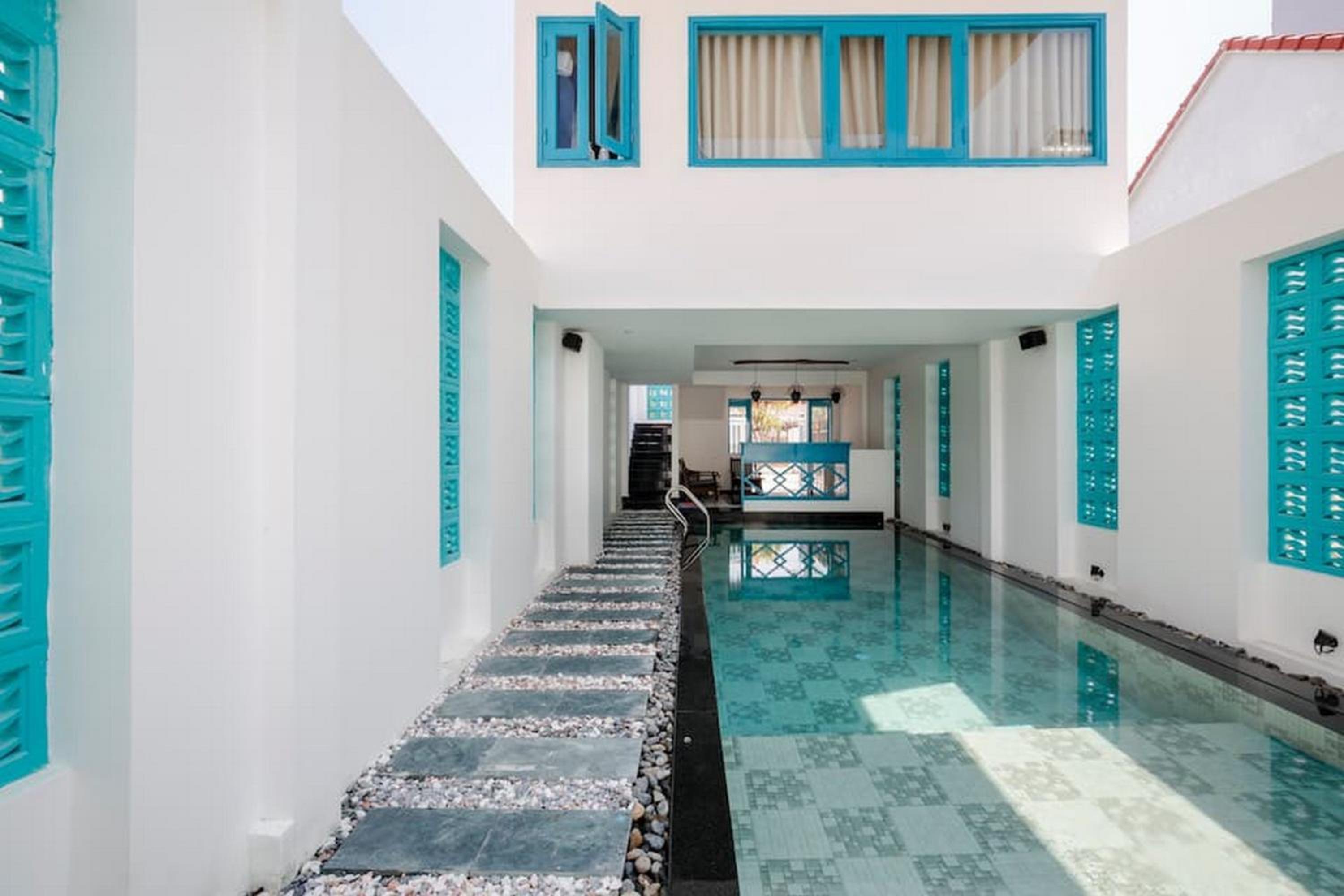 Three-Bedroom Villa photo 2