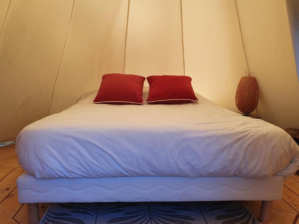 Tent - Photo 2