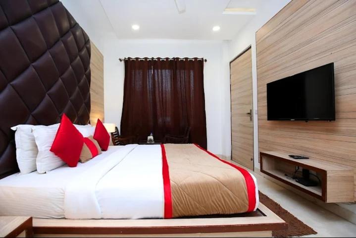 Queen Suite