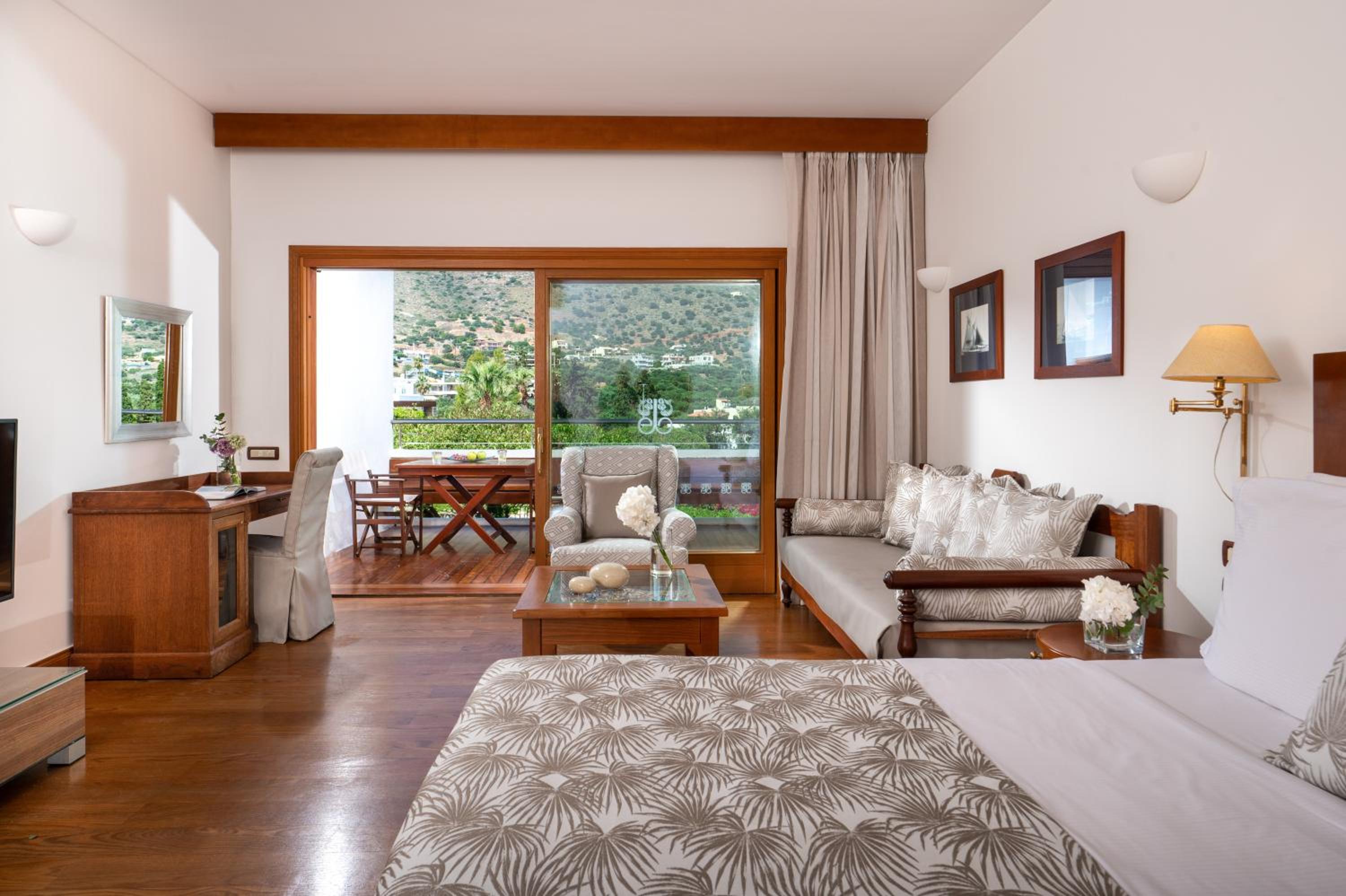 Deluxe Room SPA Garden View - Photo 3