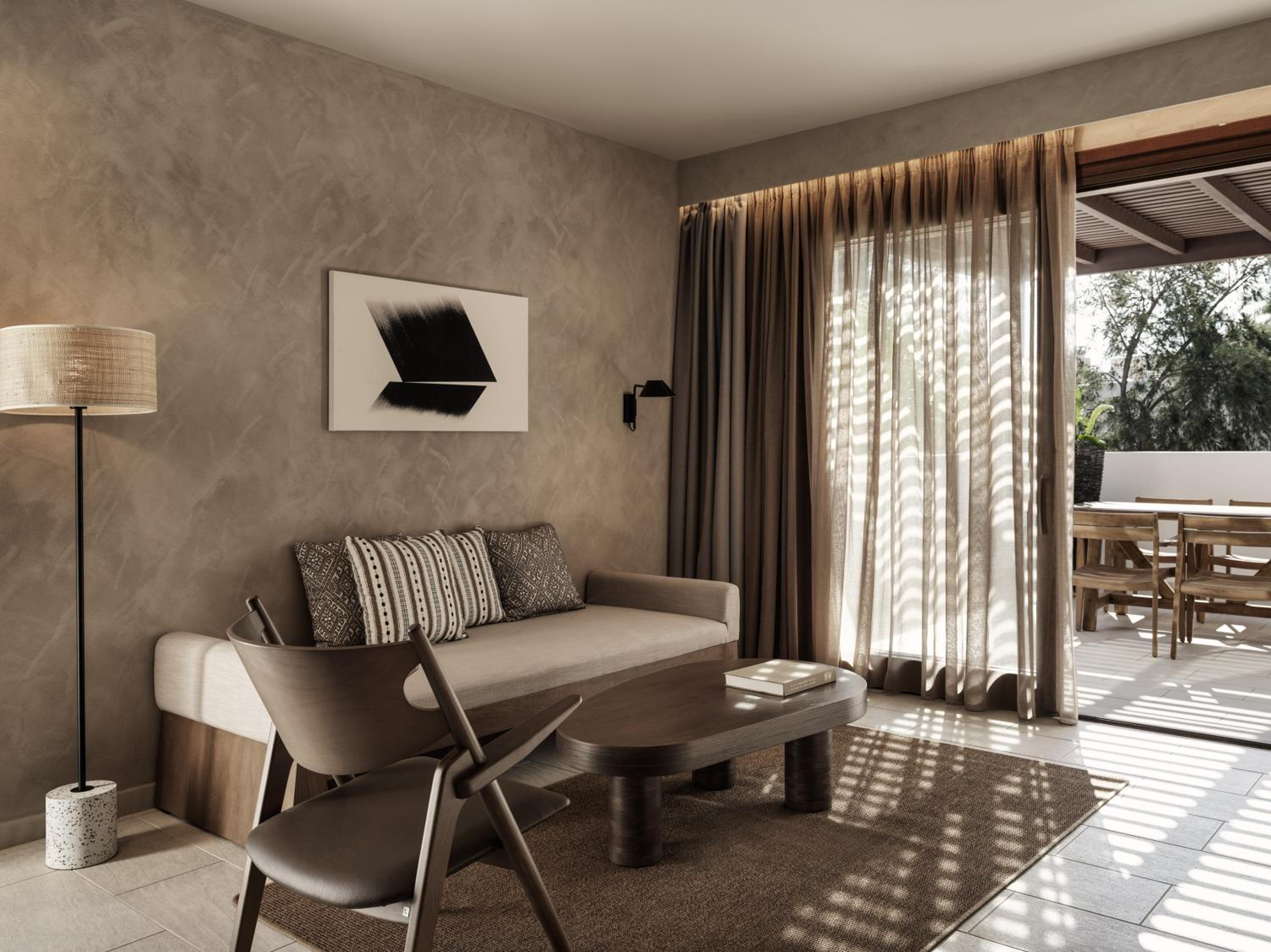 Two-Bedroom King Tropical Pavilion Suite with Jacuzzi thumbnail 6