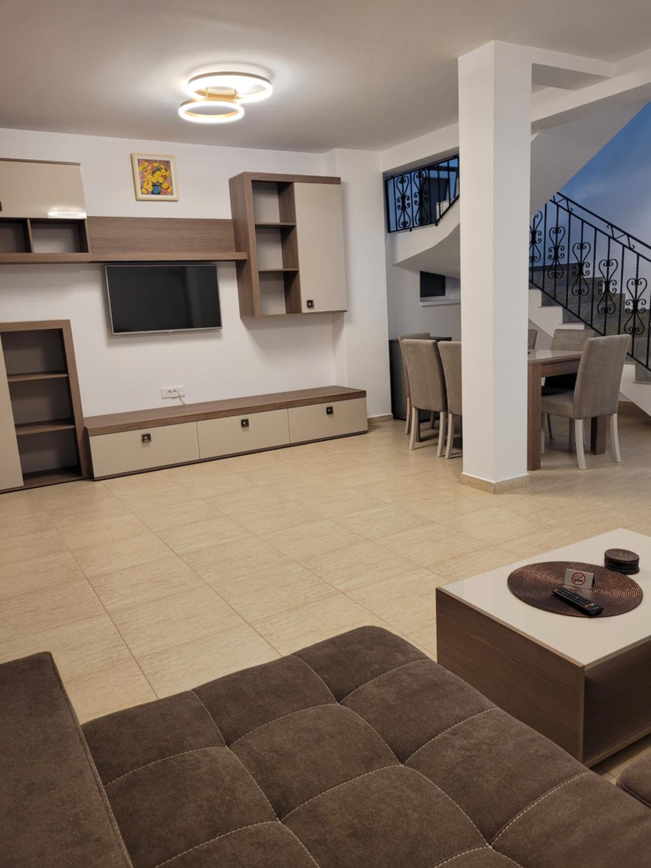 Three-Bedroom Apartment photo 1