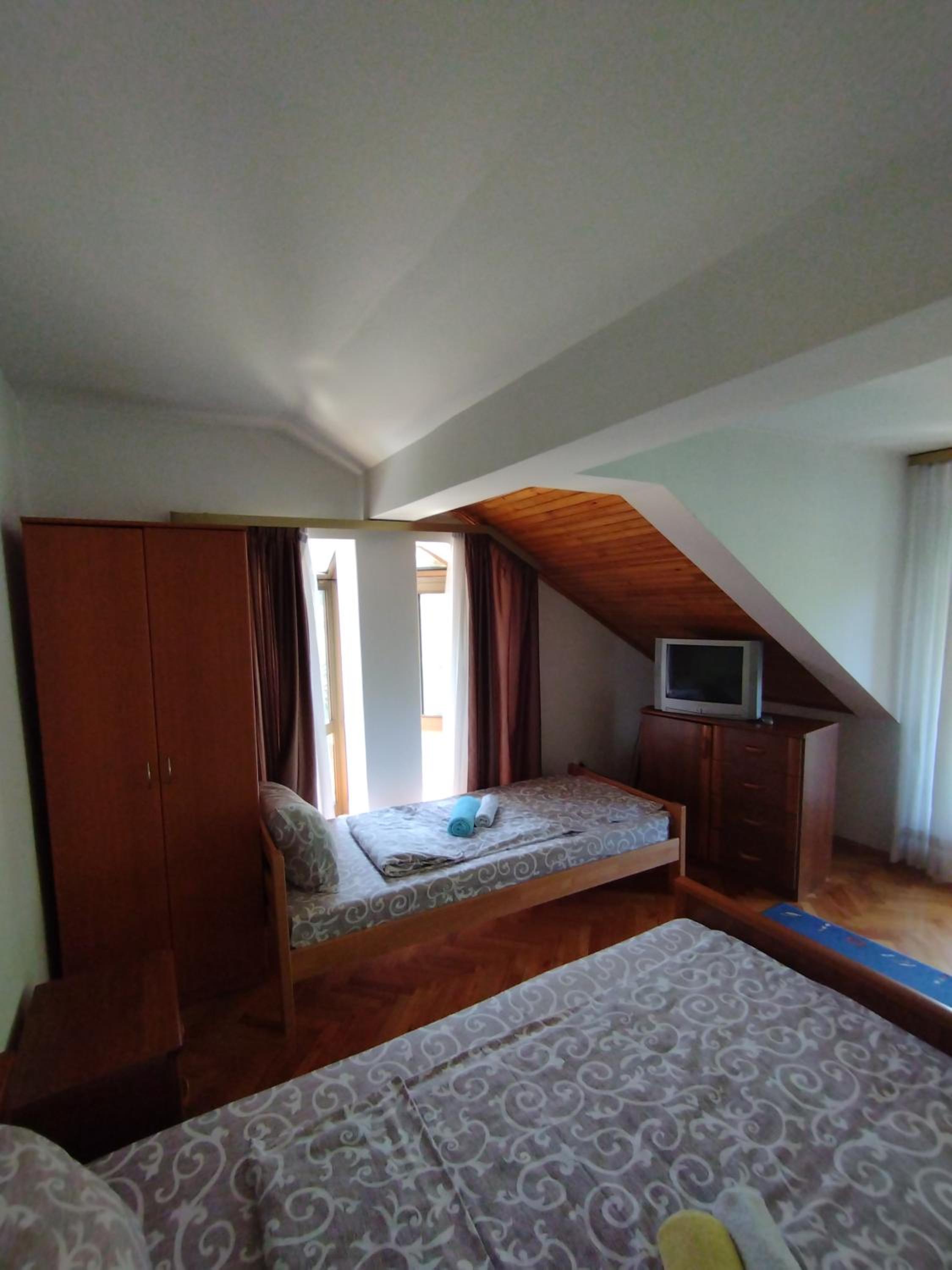 Triple Room with Mountain View photo 3