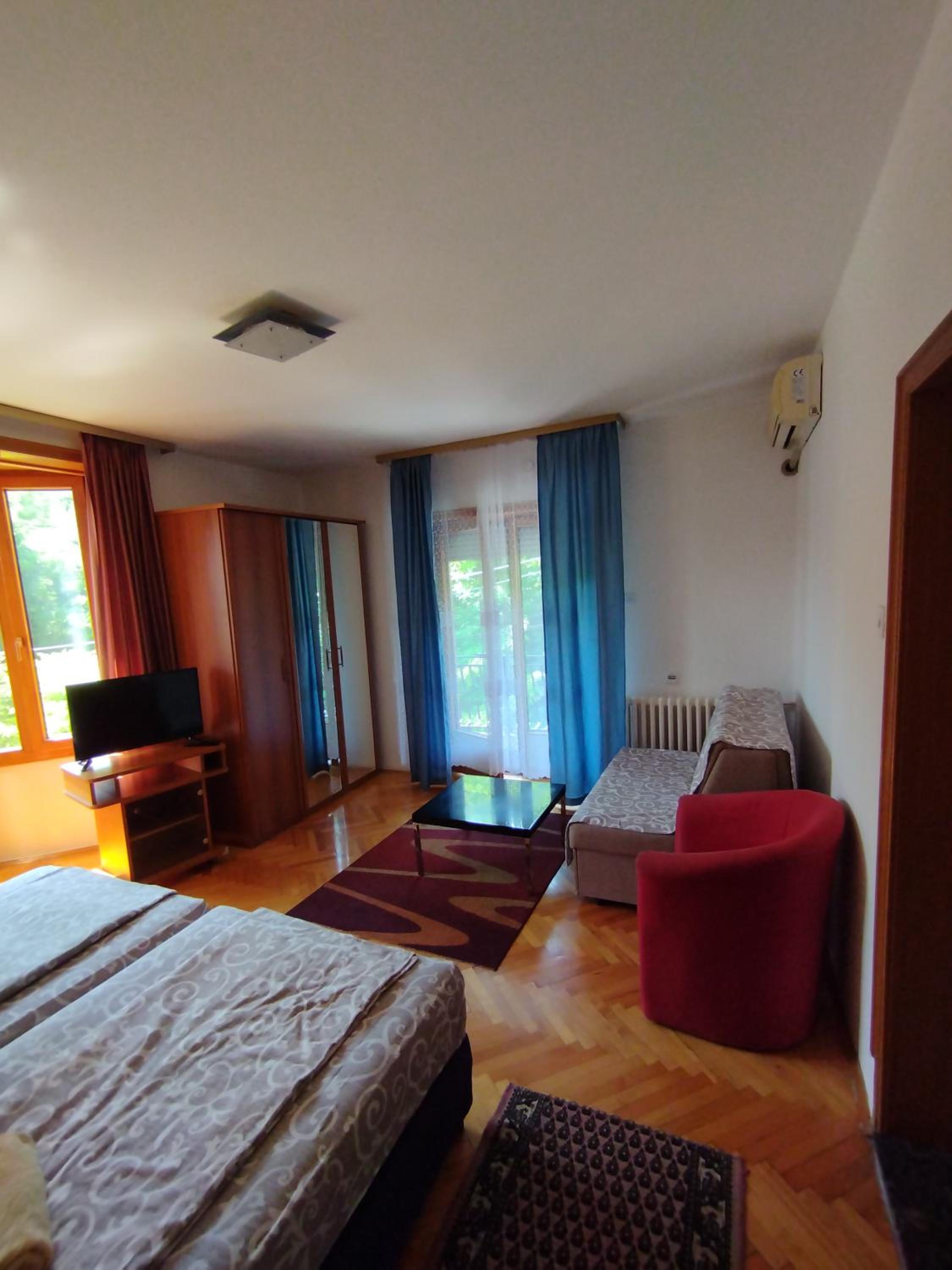Triple Room with Terrace photo 3