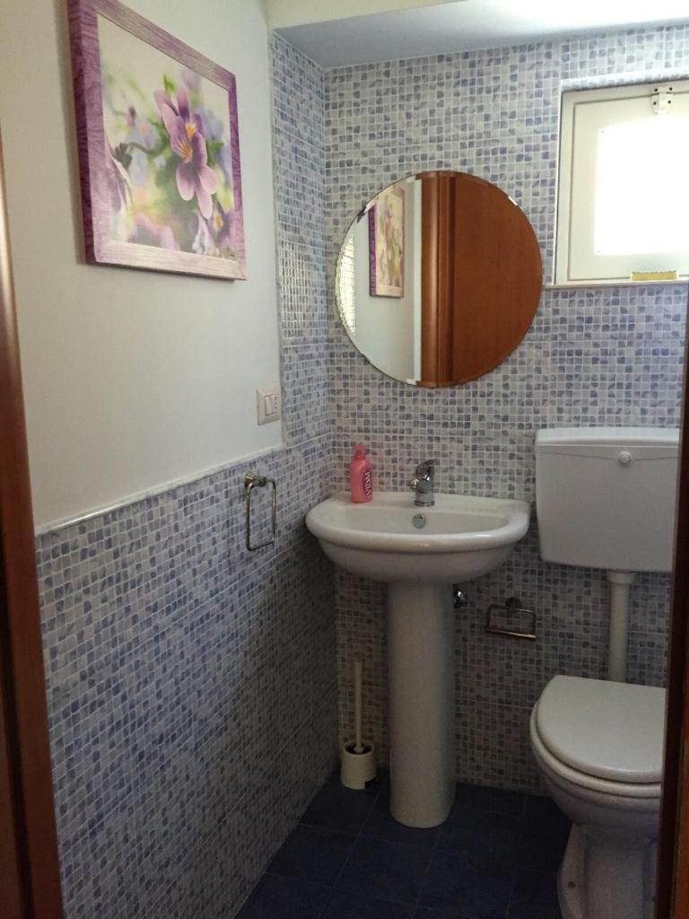 One-Bedroom House photo 2