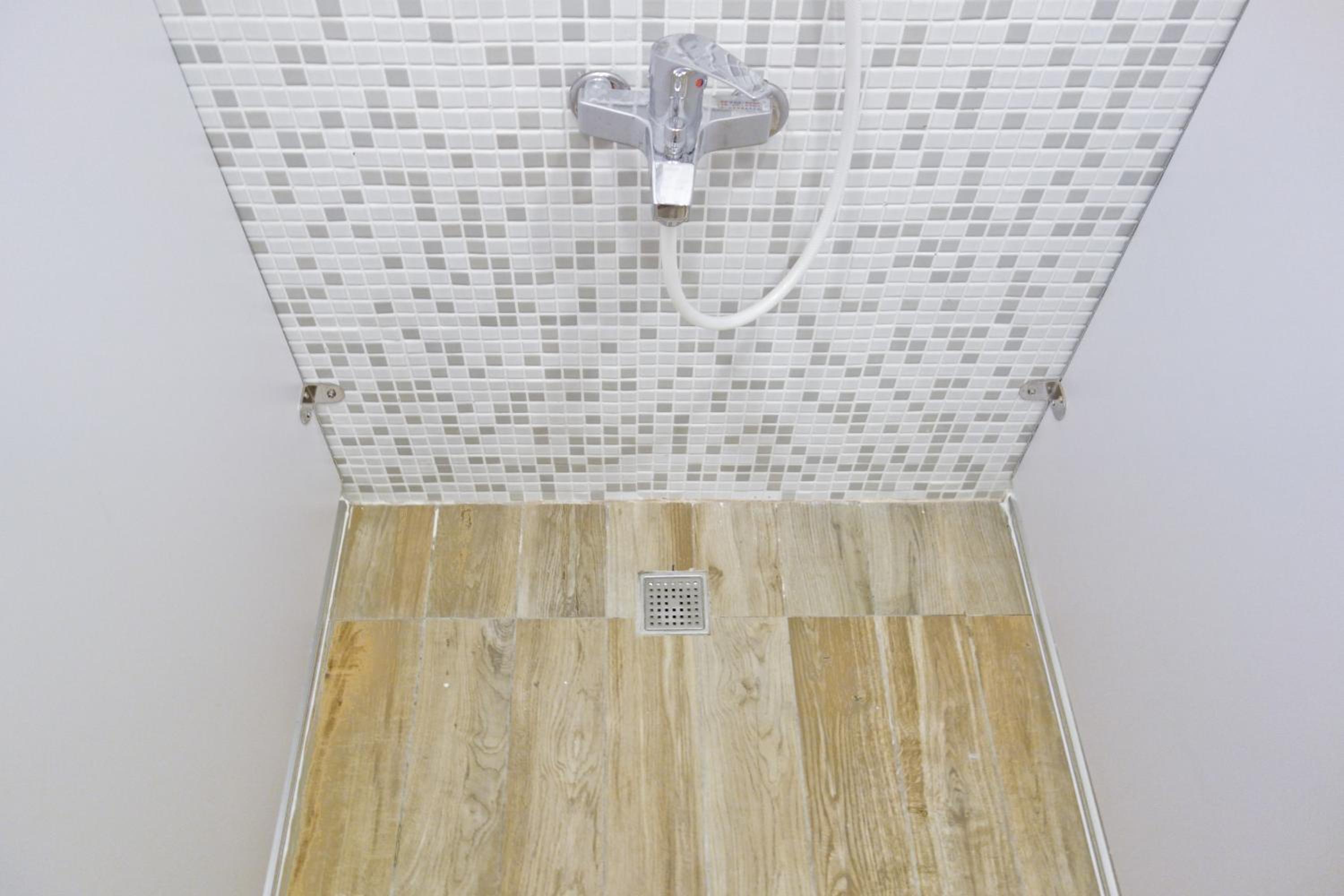 Budget Twin Room ( Female Only ) photo 2