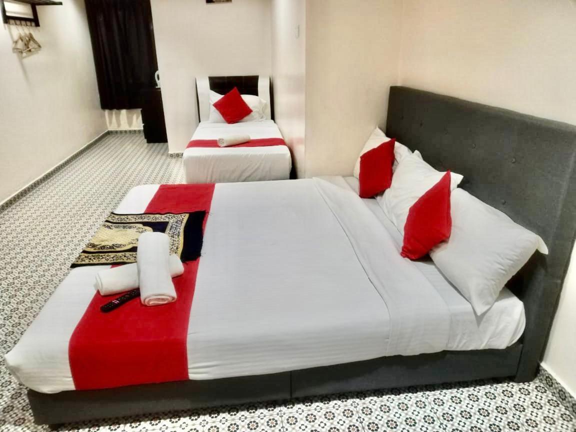 Deluxe Triple Room photo 3