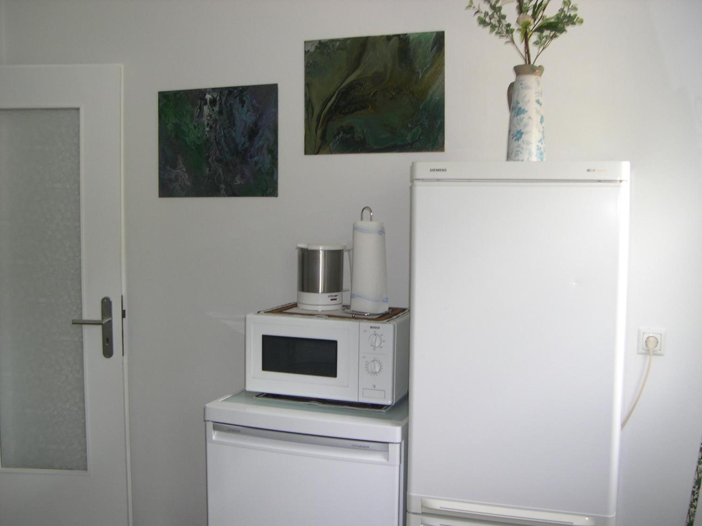 Five-Bedroom House photo 3