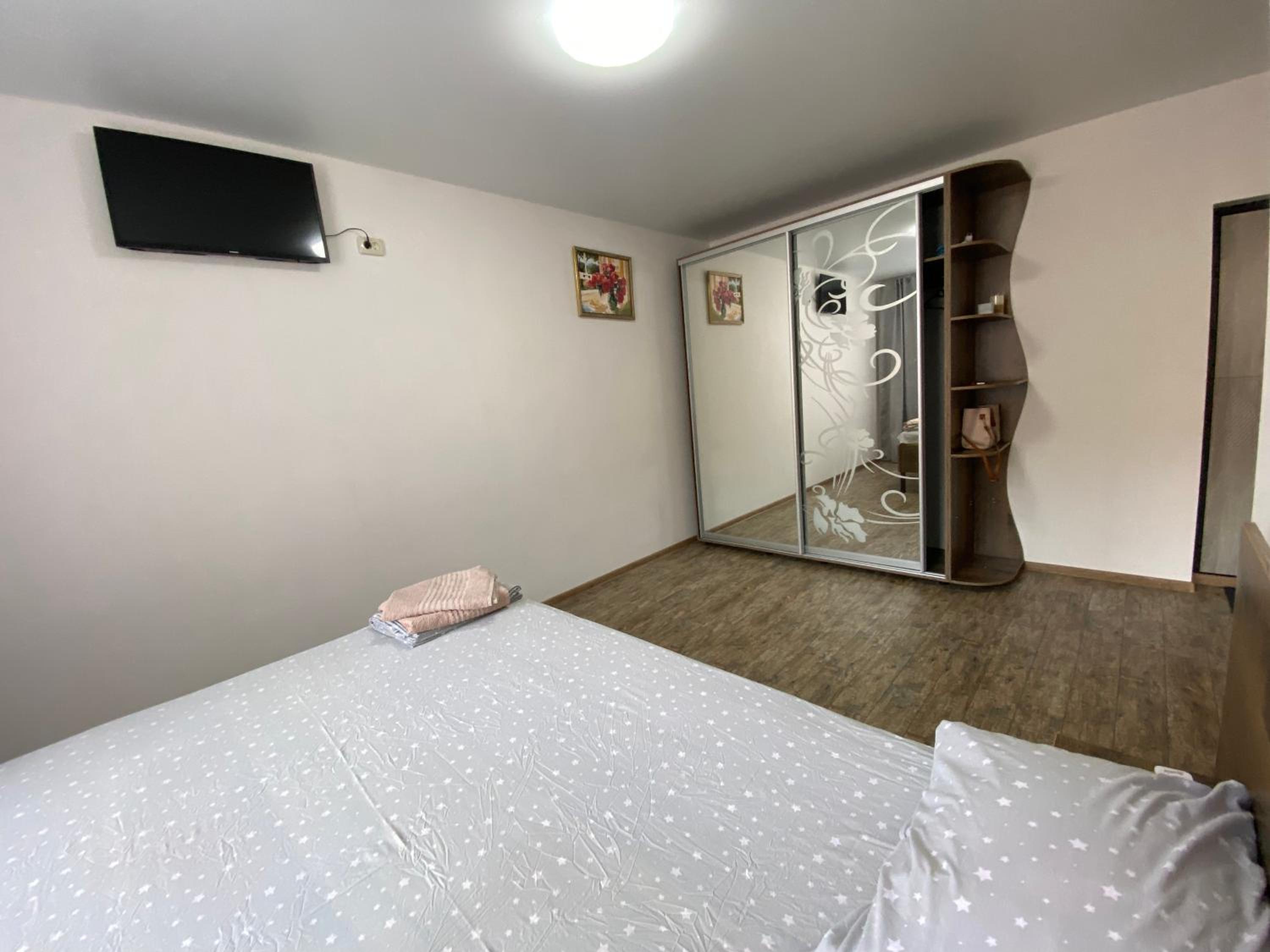 One-Bedroom Apartment photo 3