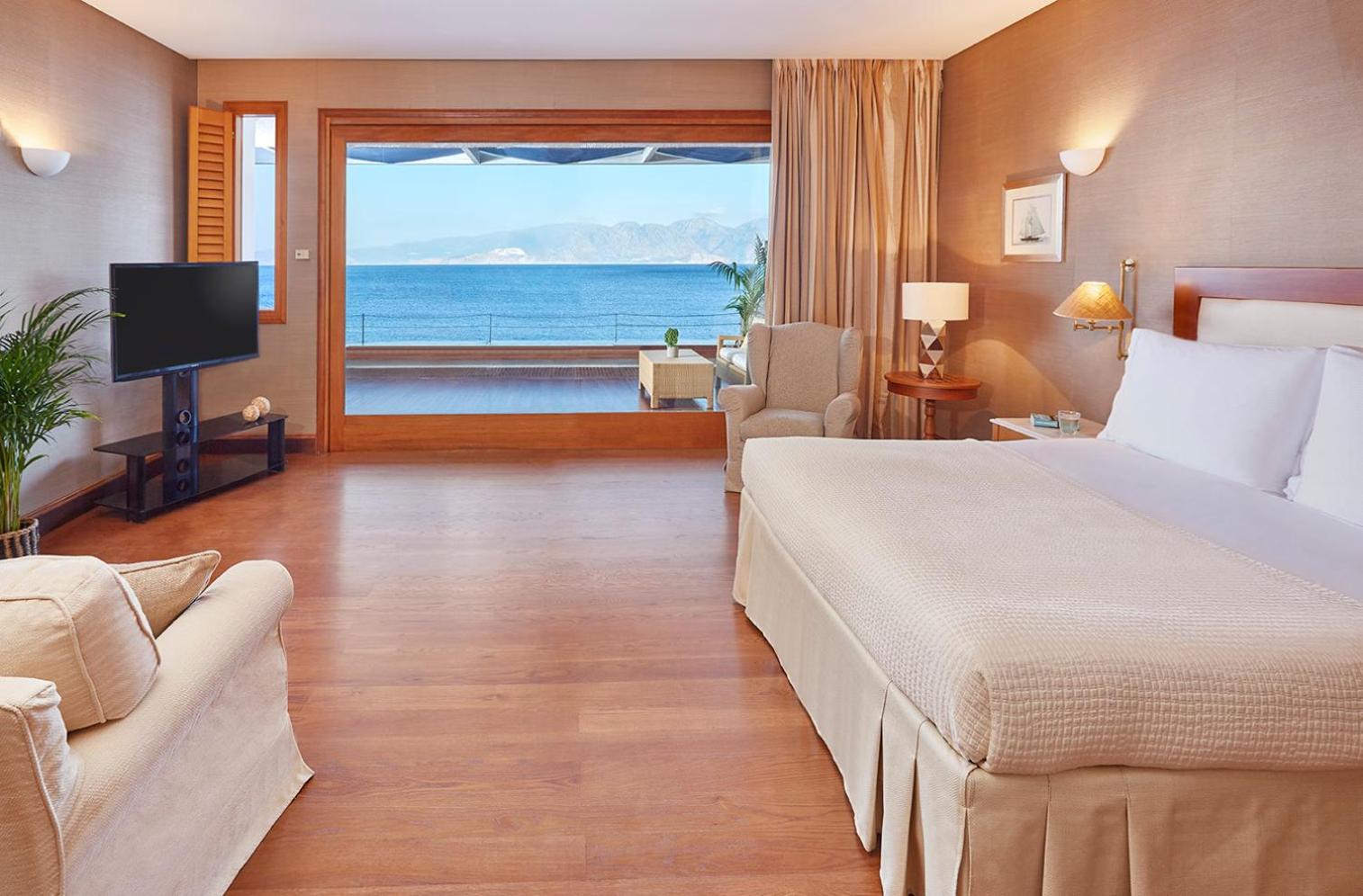  Wellness Waterfront Island Suite - Photo 1