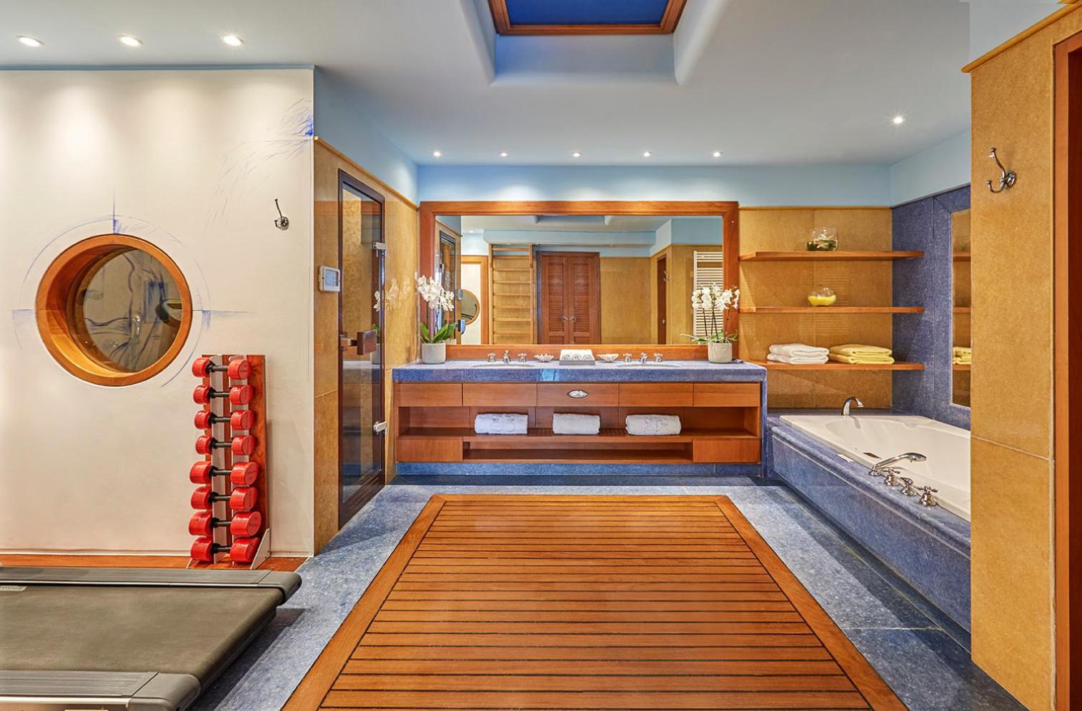  Wellness Waterfront Island Suite - Photo 3