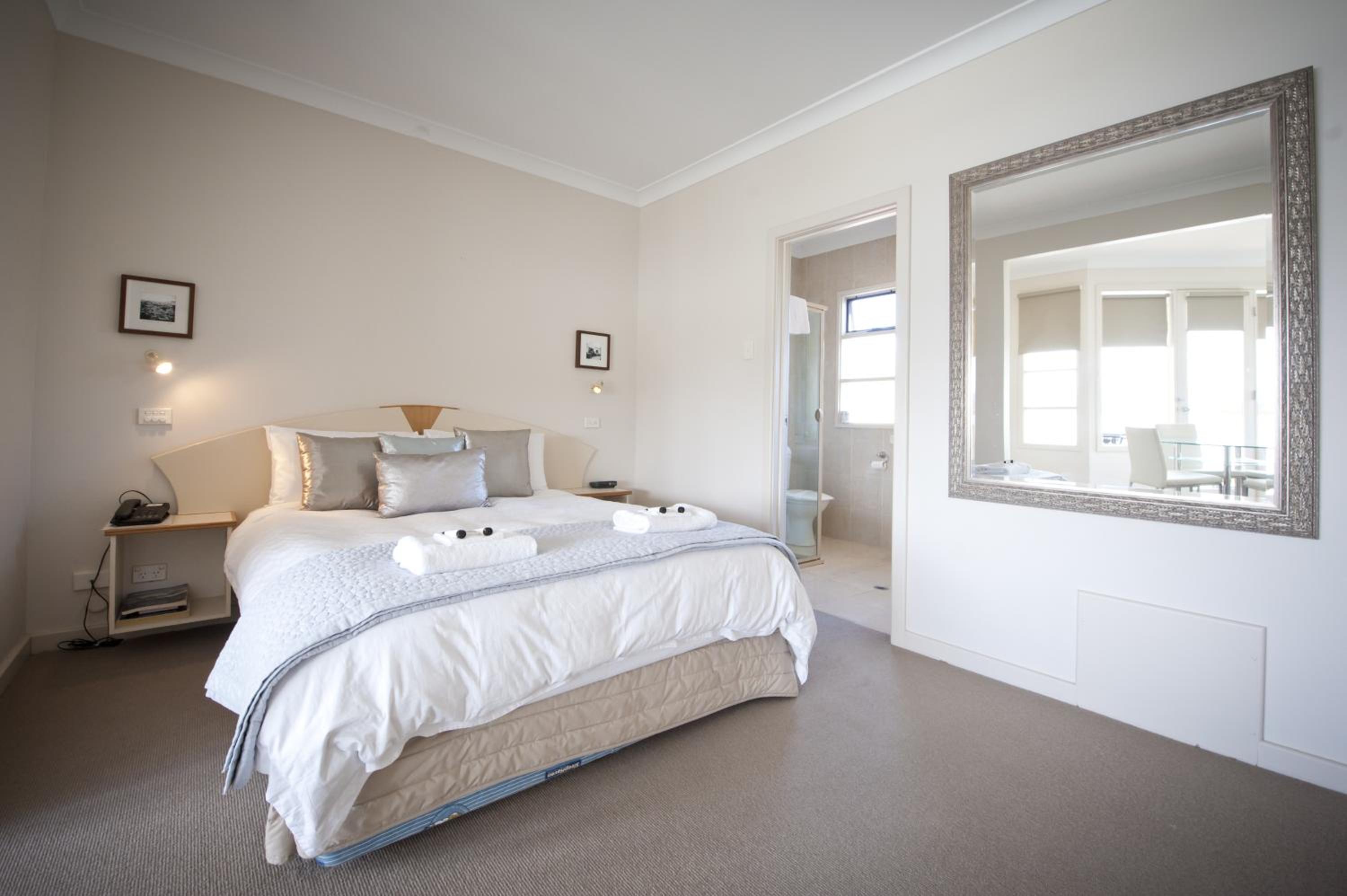 Studio with Ocean View - Photo 4