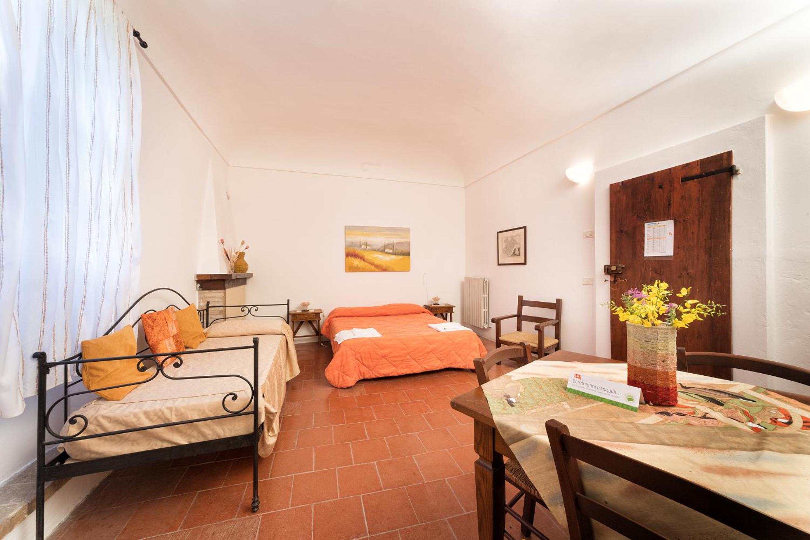 Superior Triple Room photo 3
