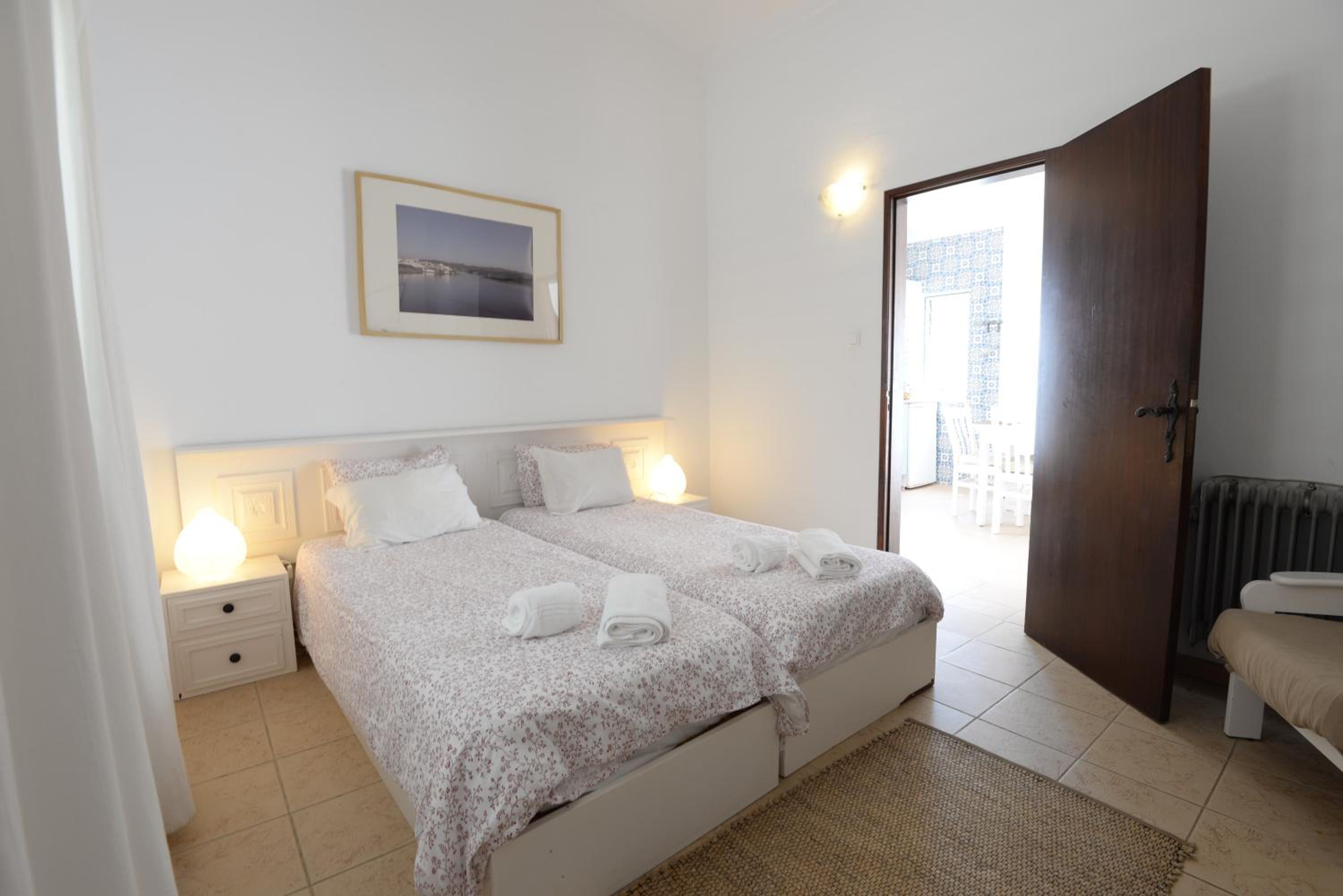 Two-Bedroom Apartment with River View - Photo 3