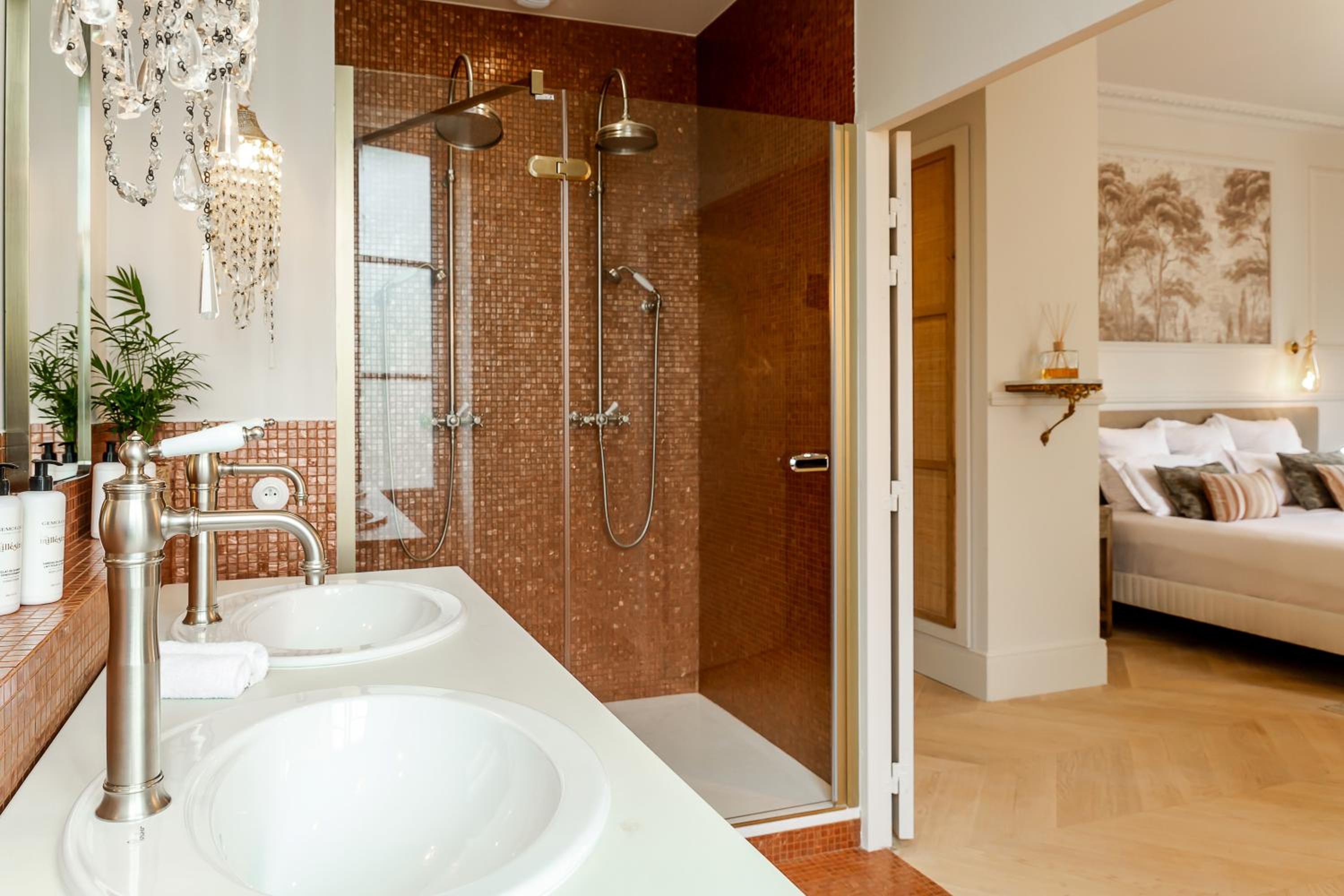 Junior Suite with Terrace - Photo 5