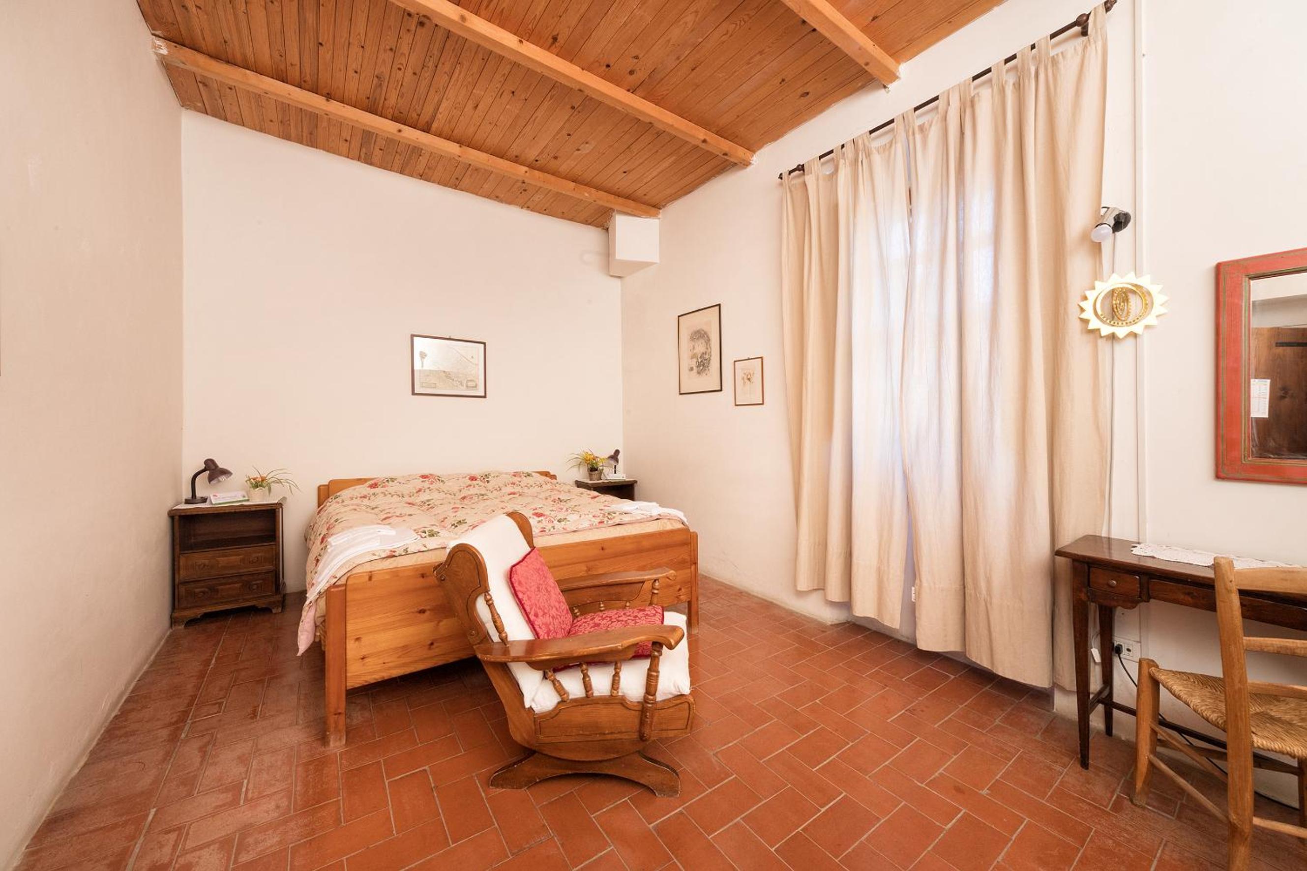 Triple Room with Private External Bathroom photo 2