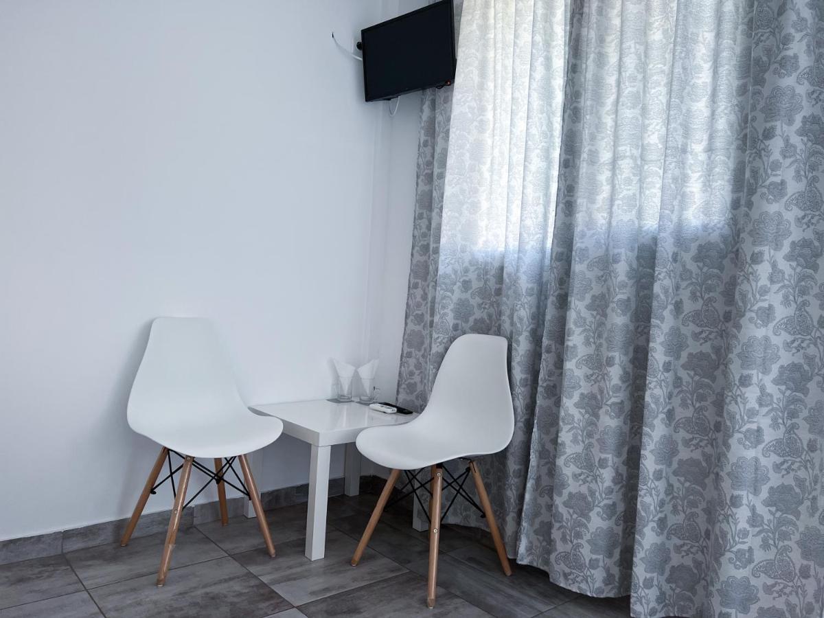 Deluxe Double Room - Photo 15