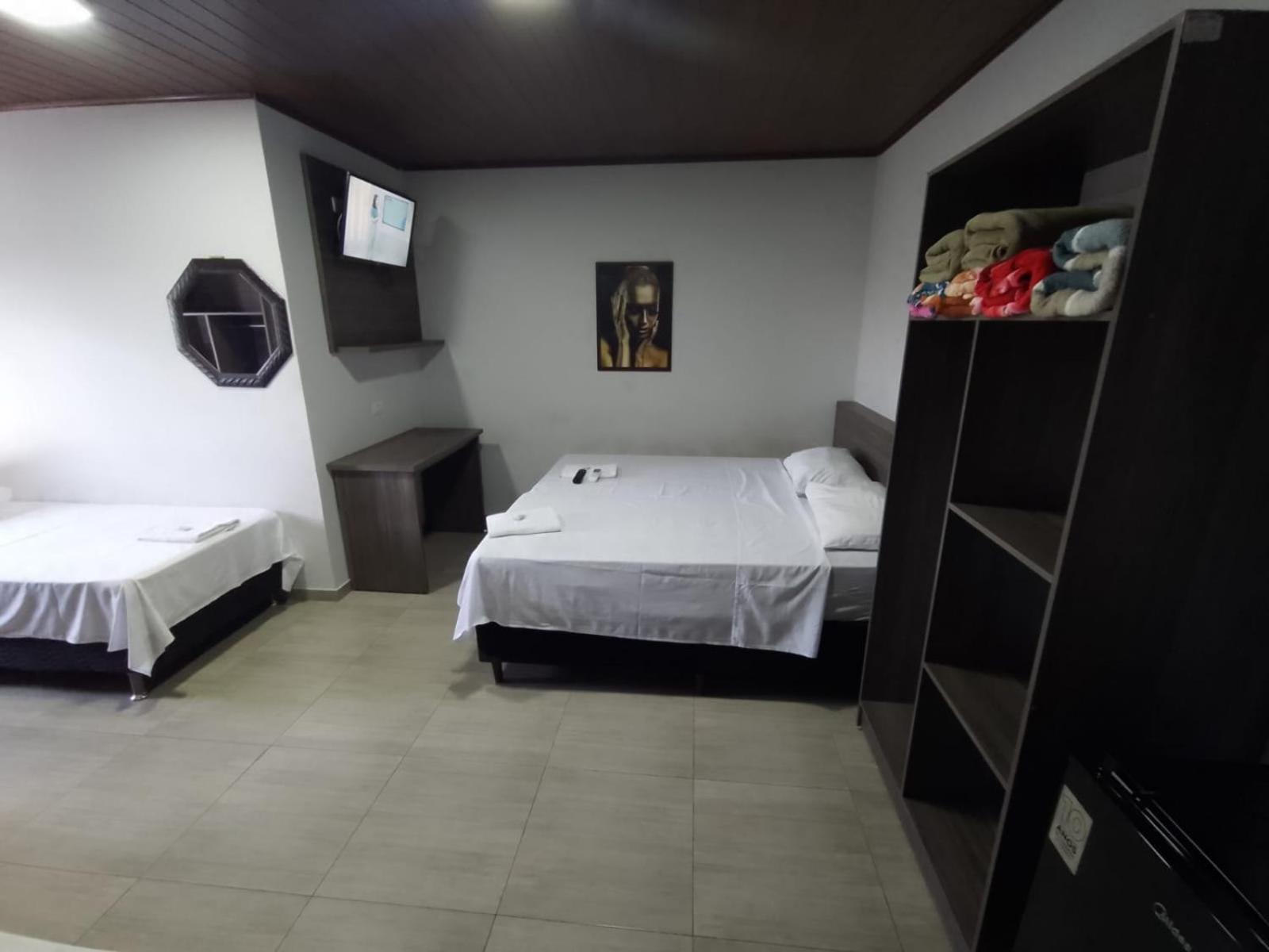 Deluxe Family Room - Photo 6