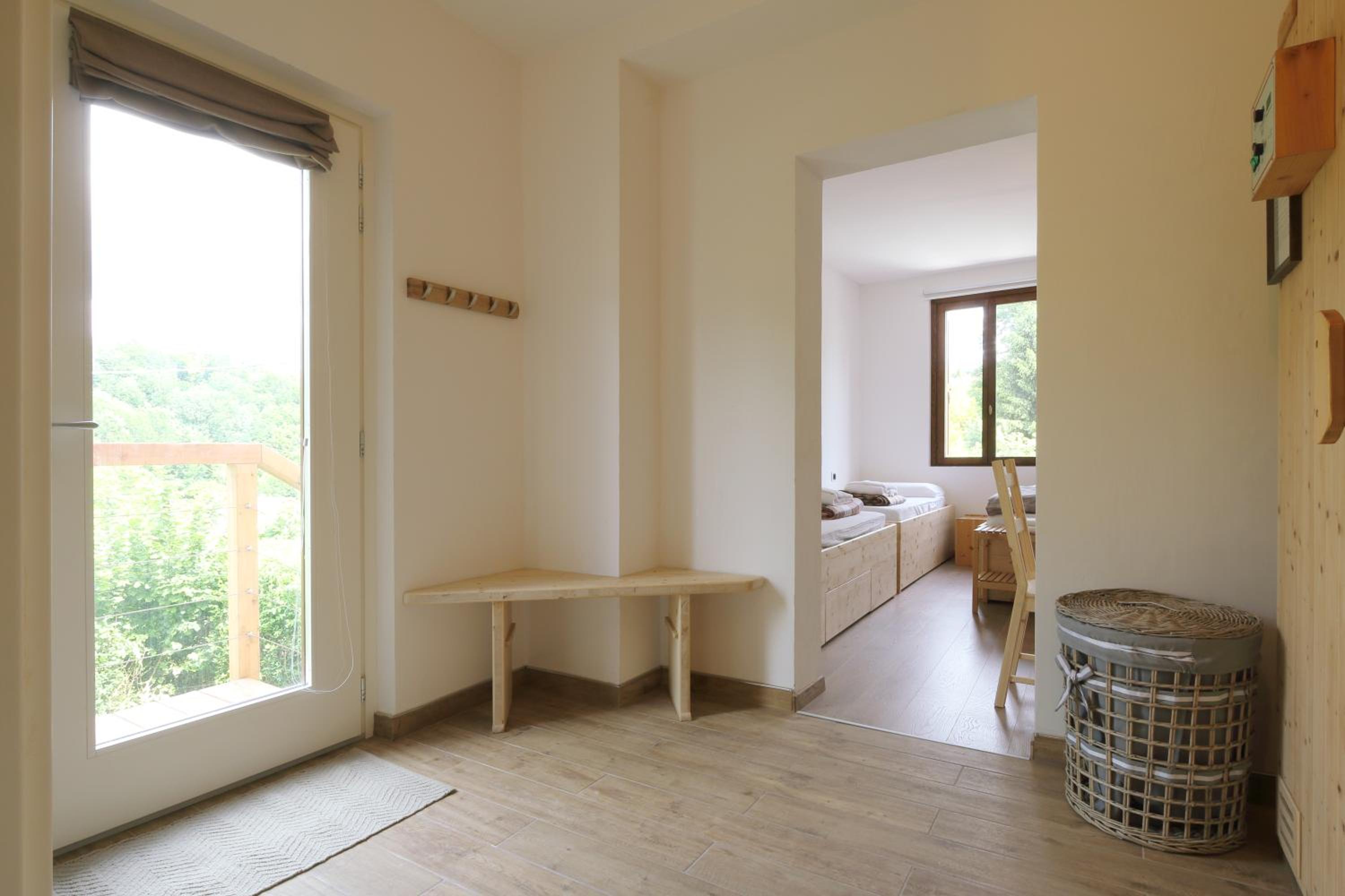 Superior Quadruple Room - Photo 12
