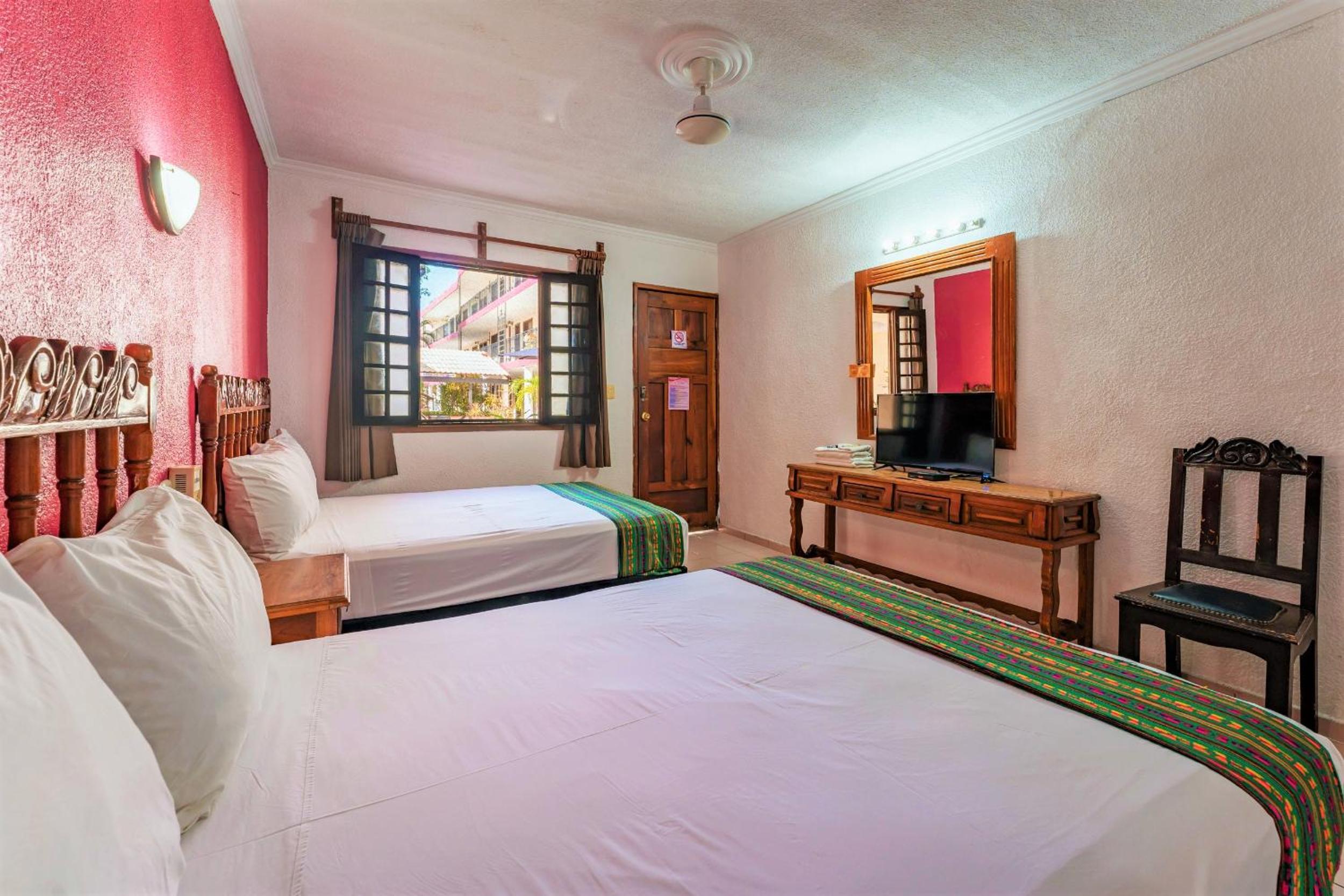 Standard Double Room - Photo 7