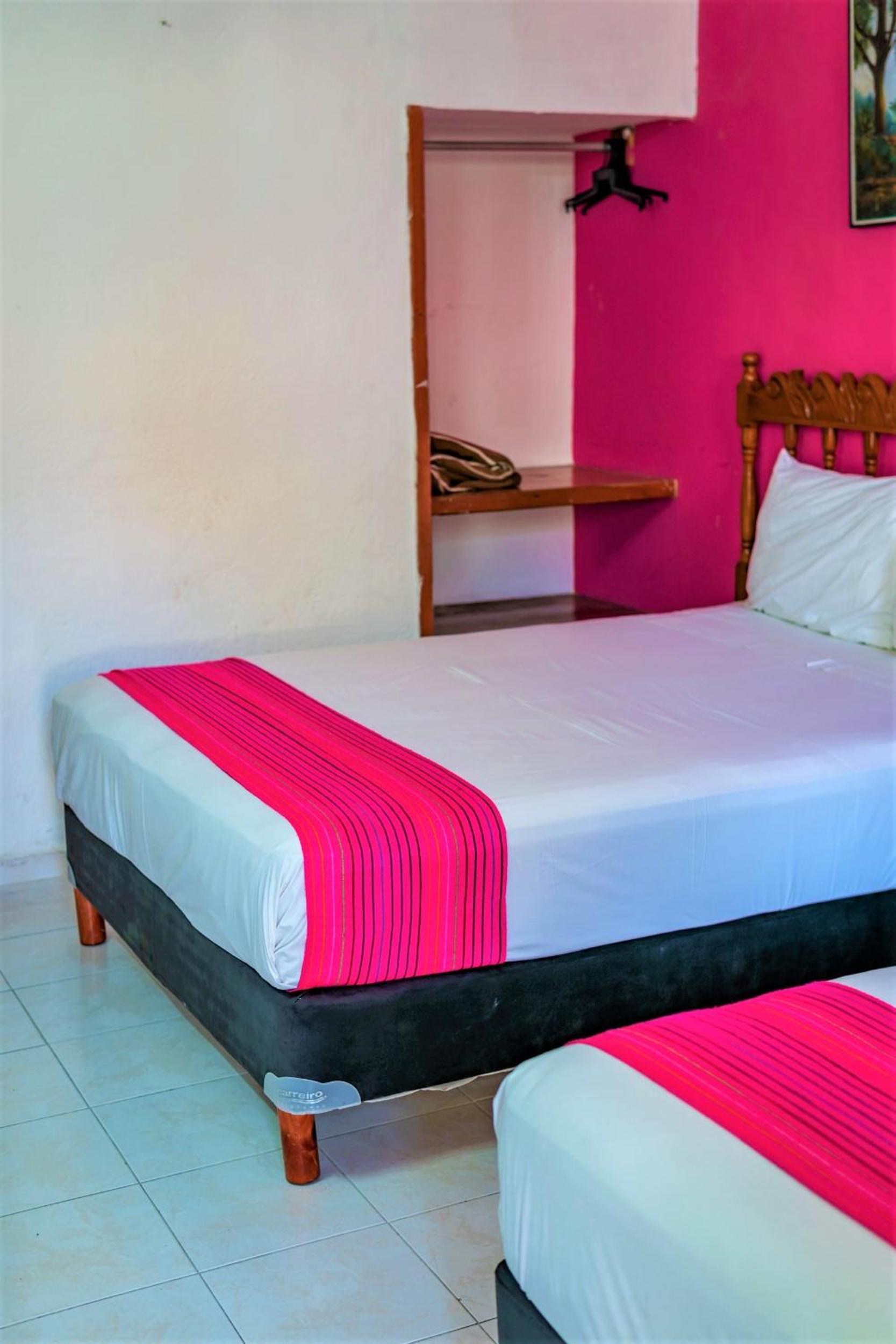 Standard Double Room - Photo 23