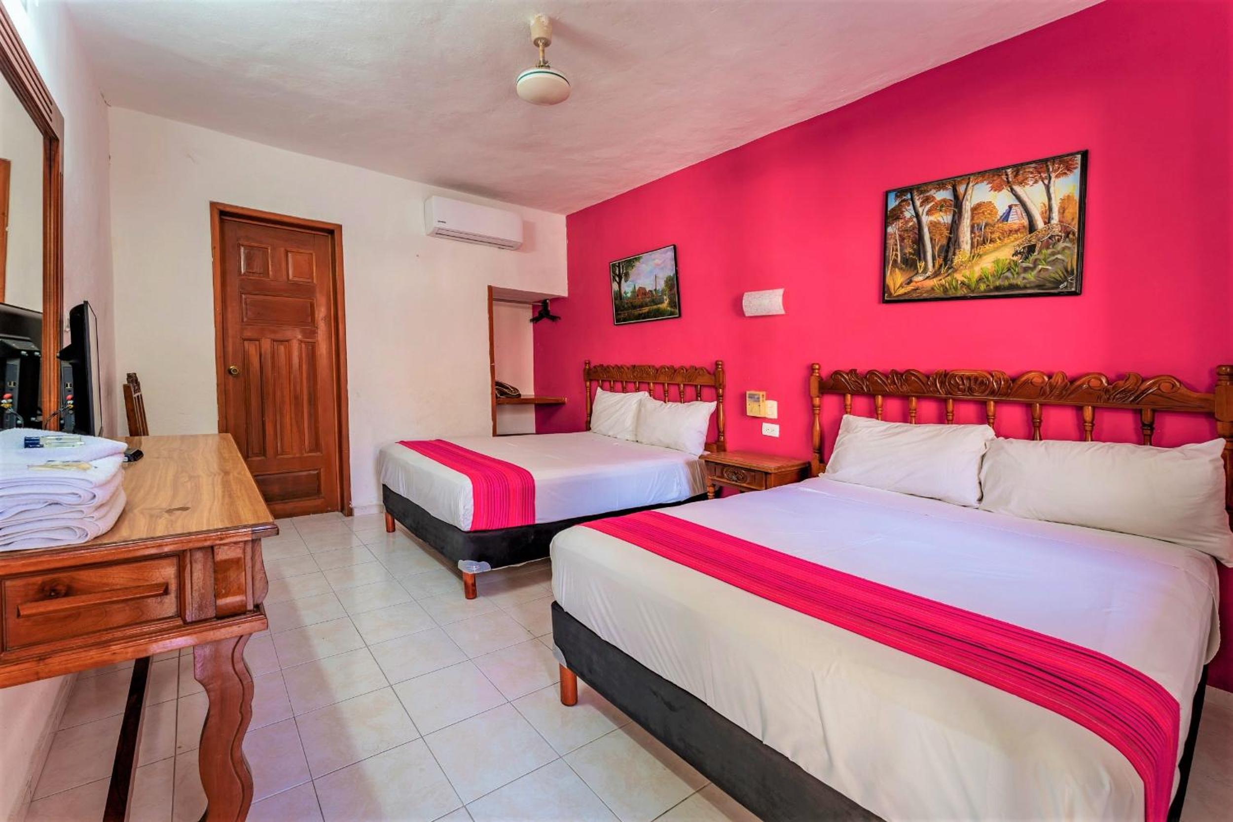 Standard Double Room - Photo 2