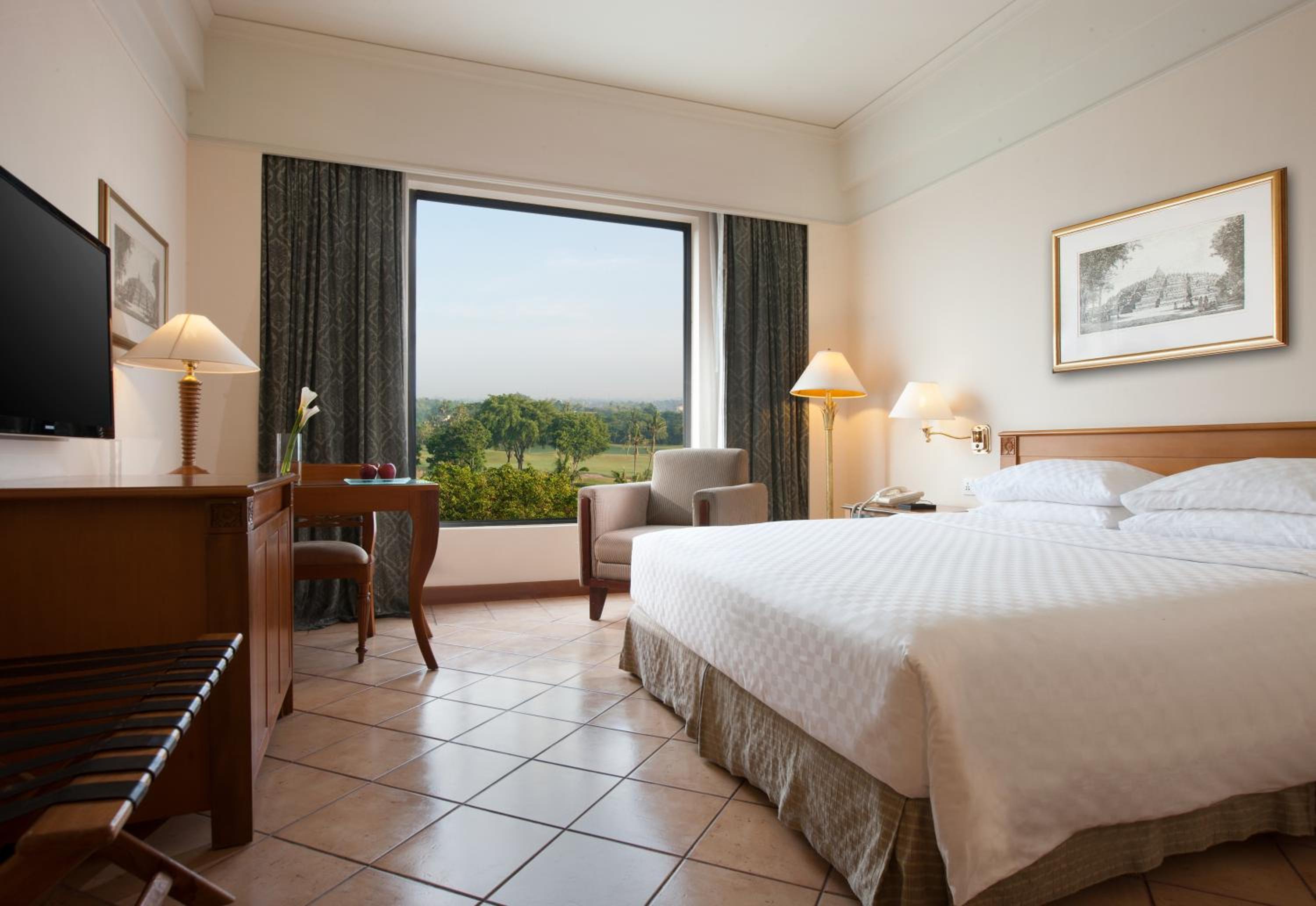 King Room with Golf View
