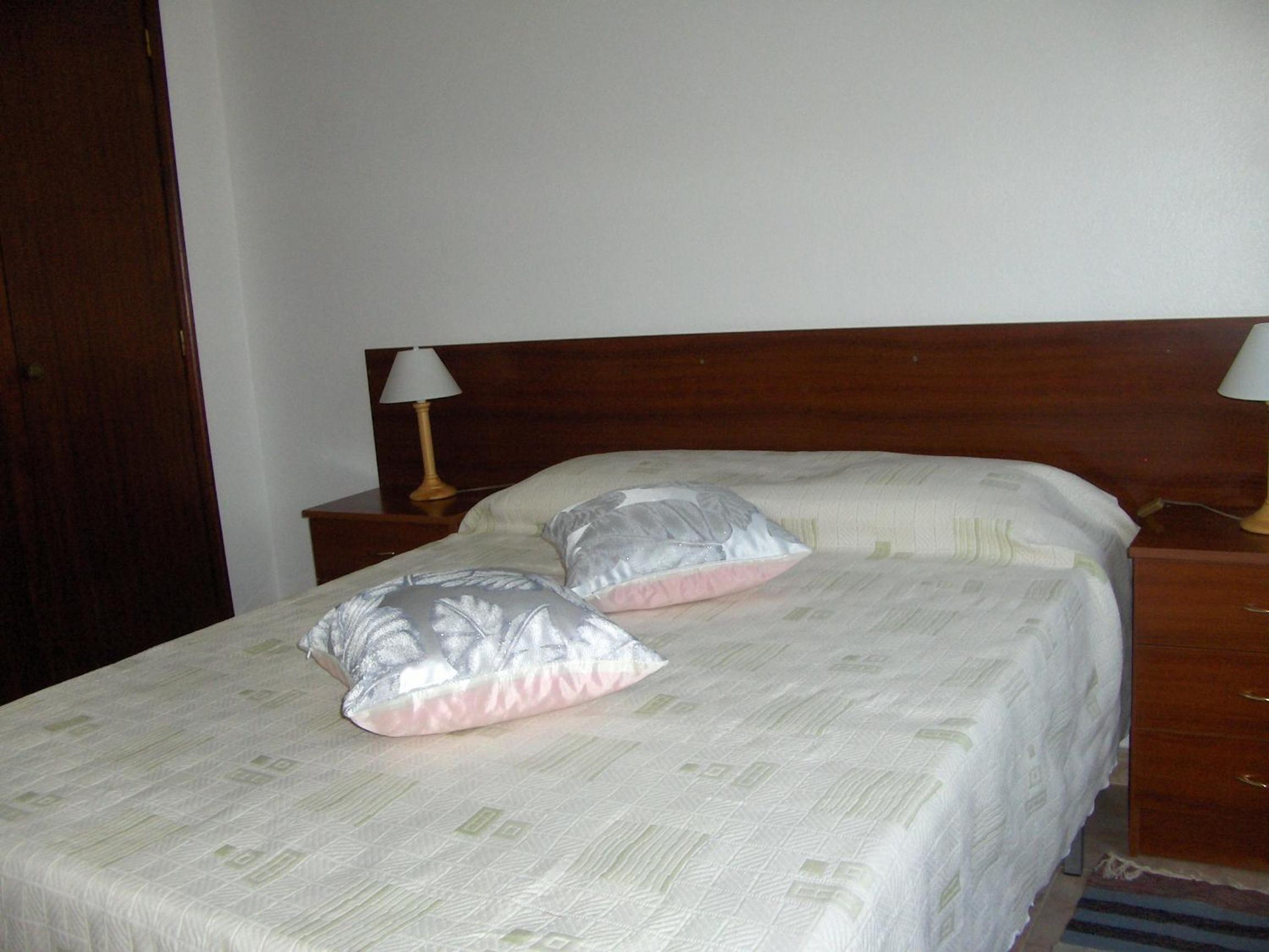 Two-Bedroom House - Photo 14