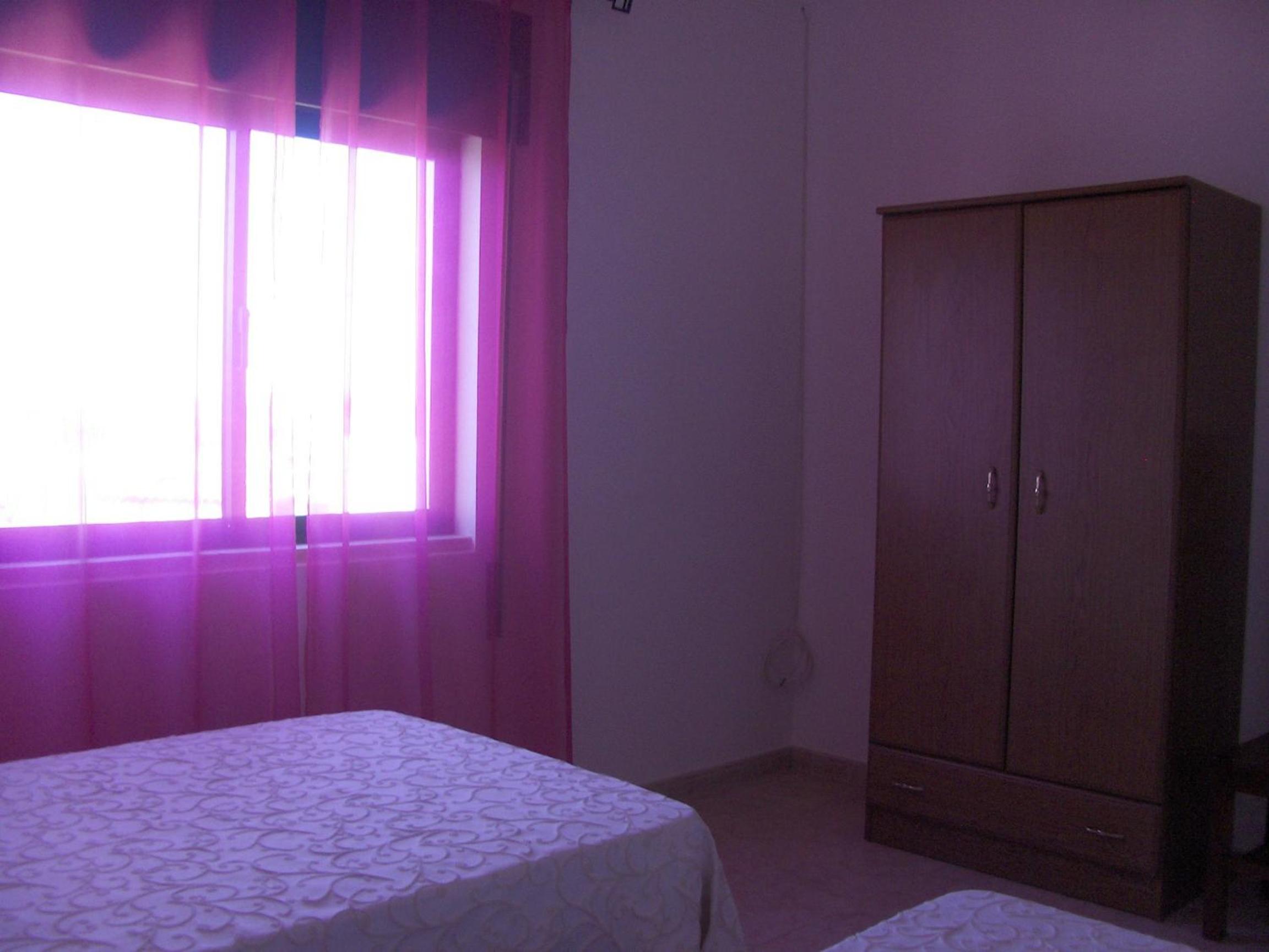 Two-Bedroom House - Photo 3