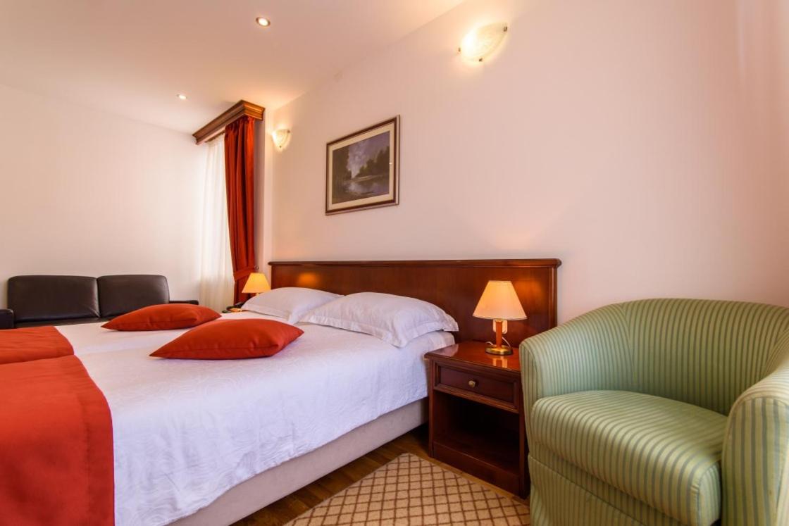 Superior Twin Room with Garden View - Photo 3