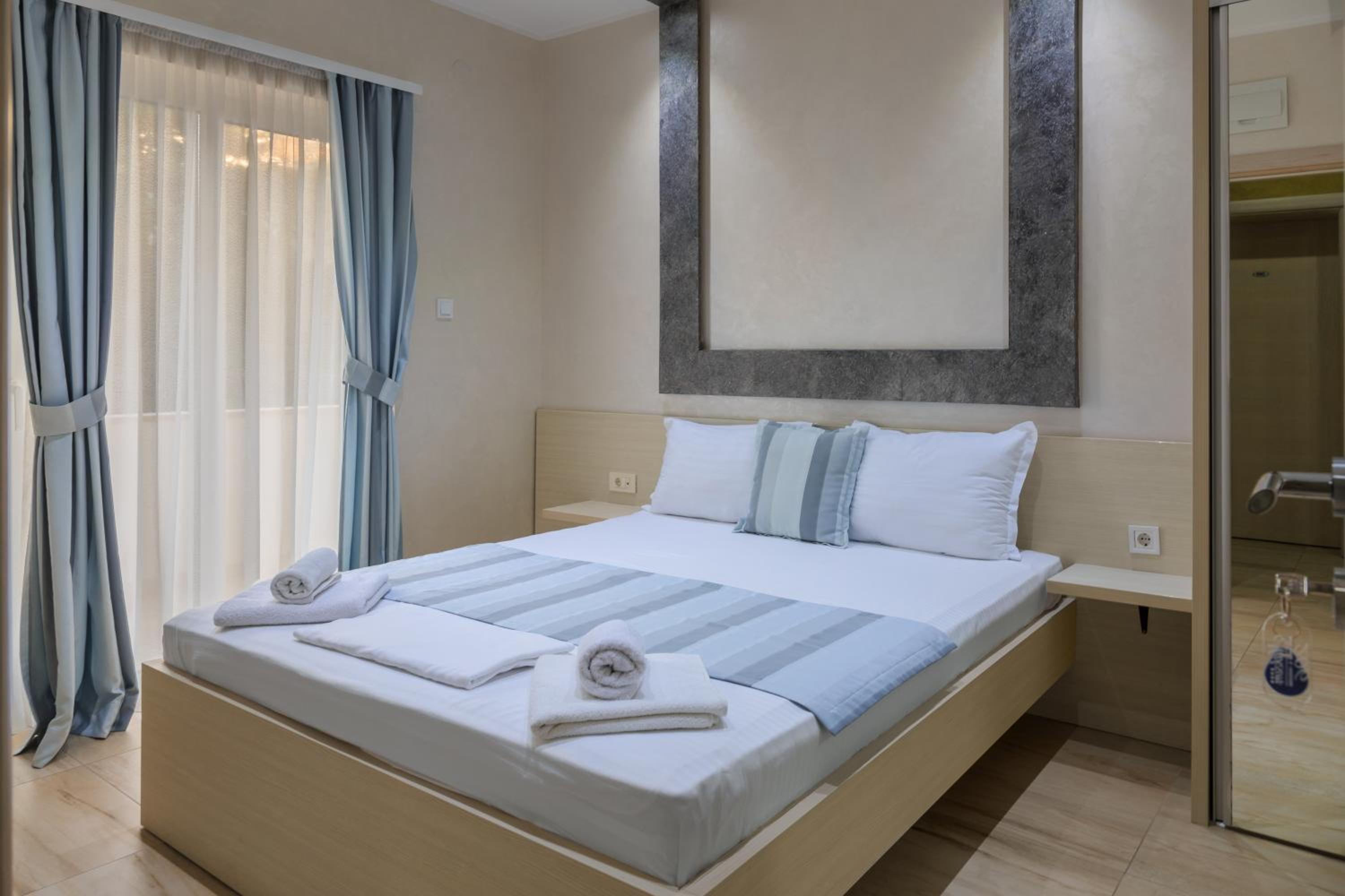 Comfort Double Room with Terrace