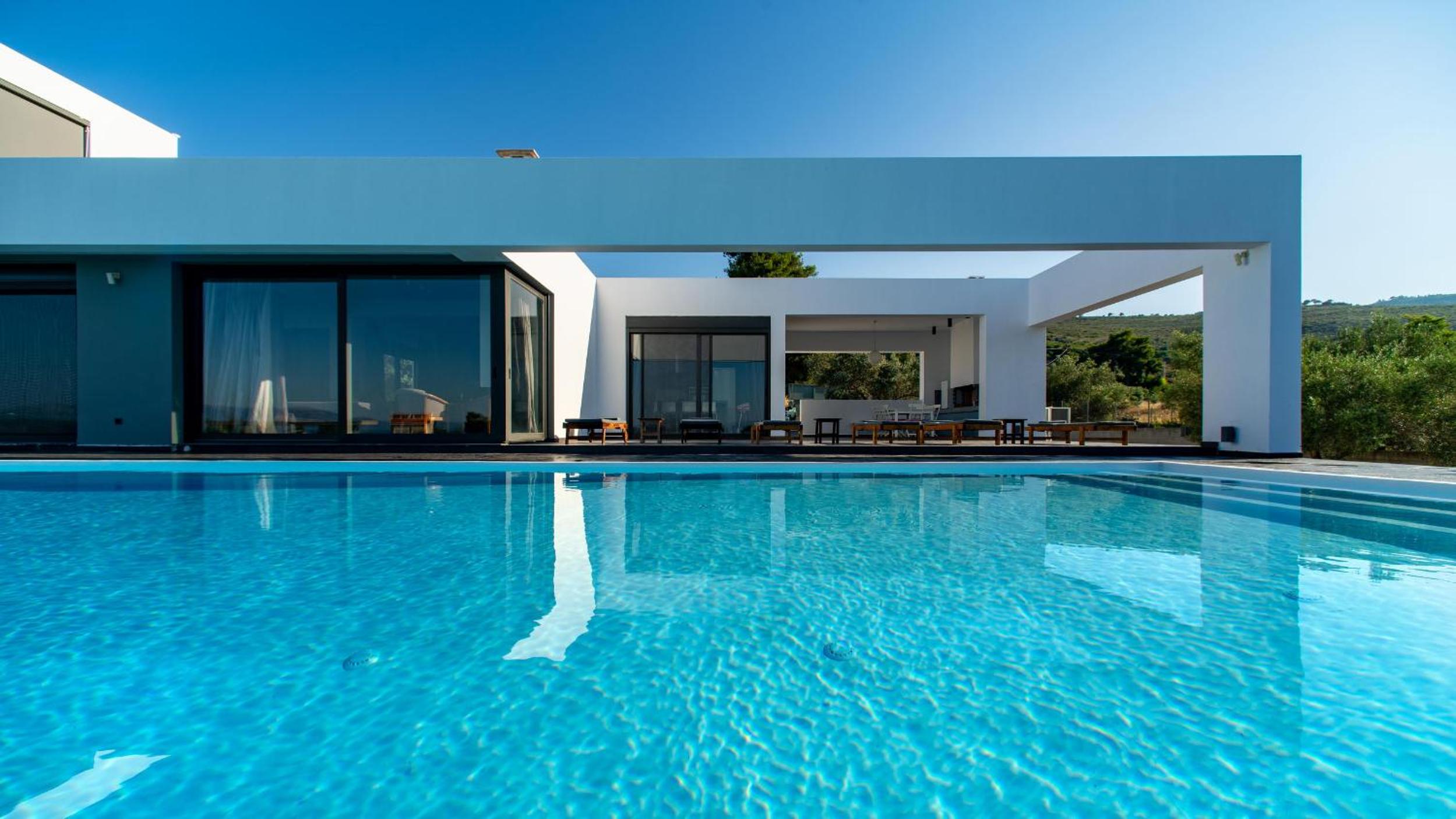 Villa photo 2