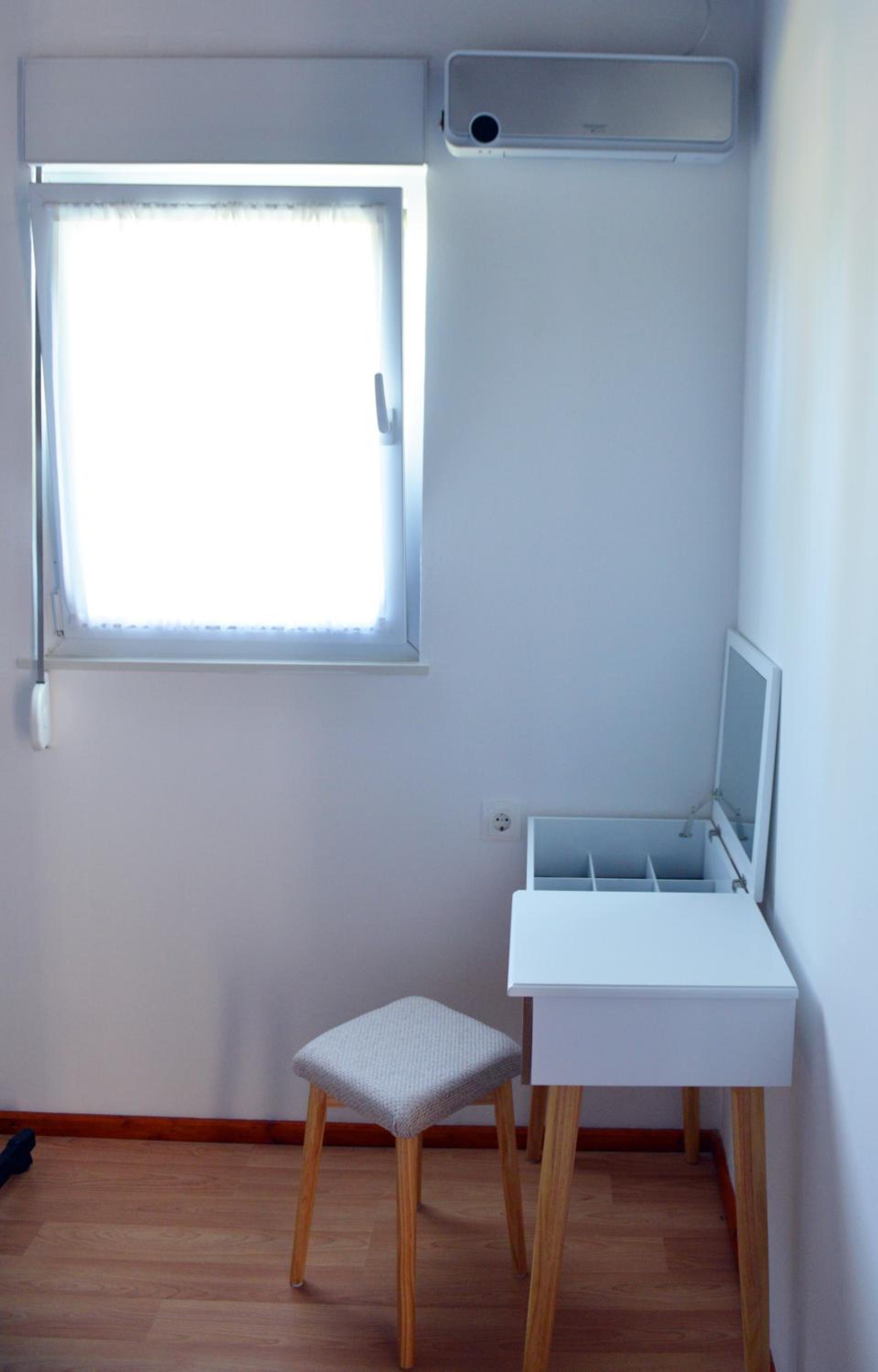Two-Bedroom House photo 2