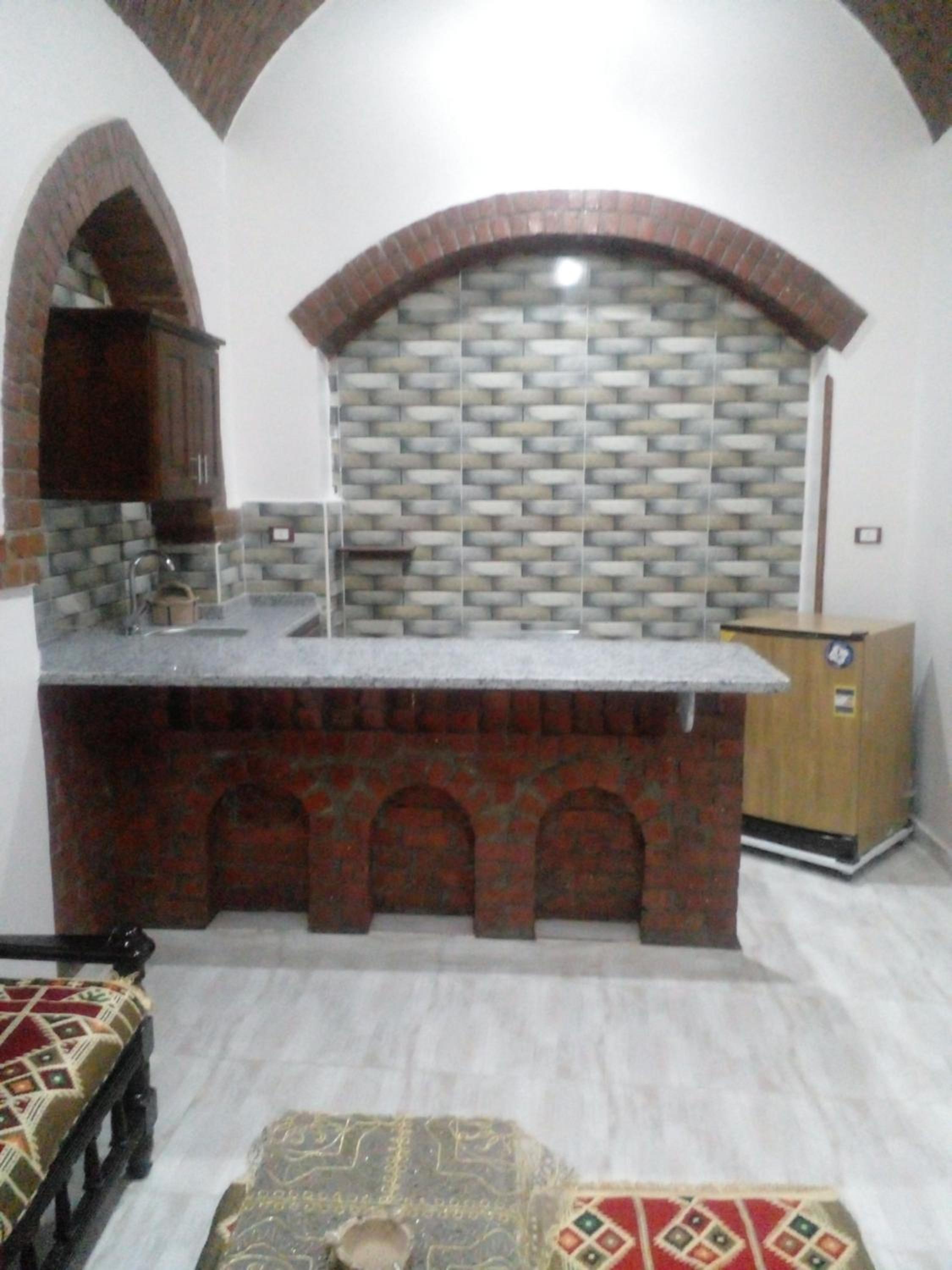 Apartment - Ground Floor - Photo 2