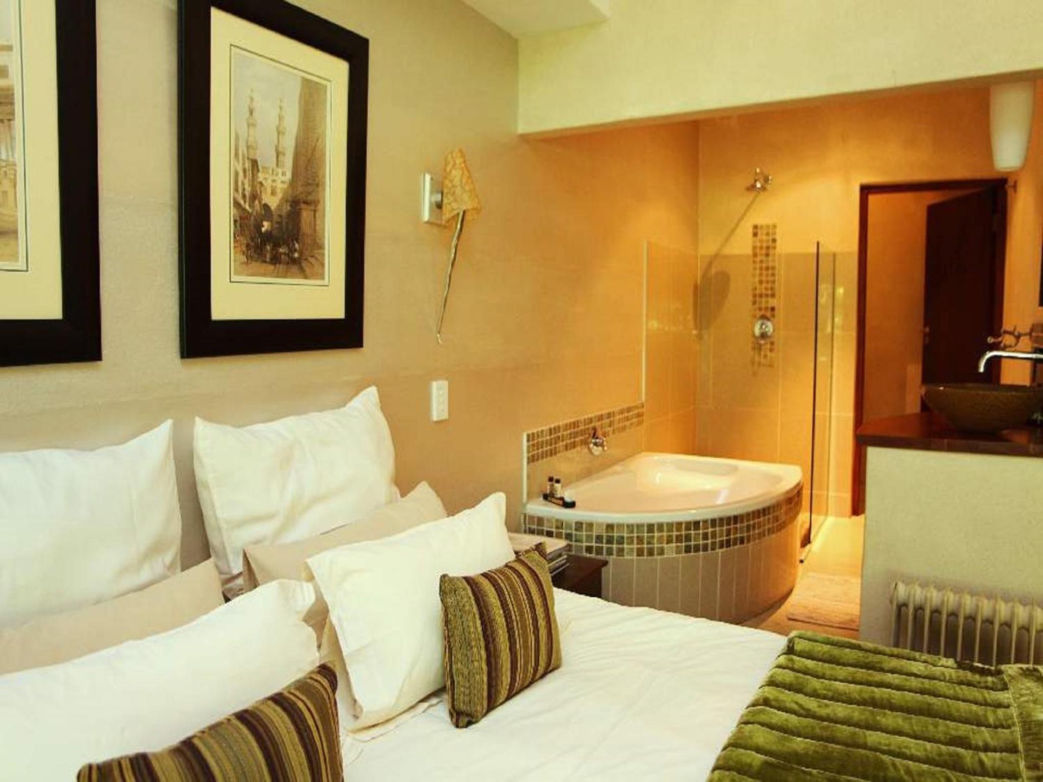 King Room with Garden View